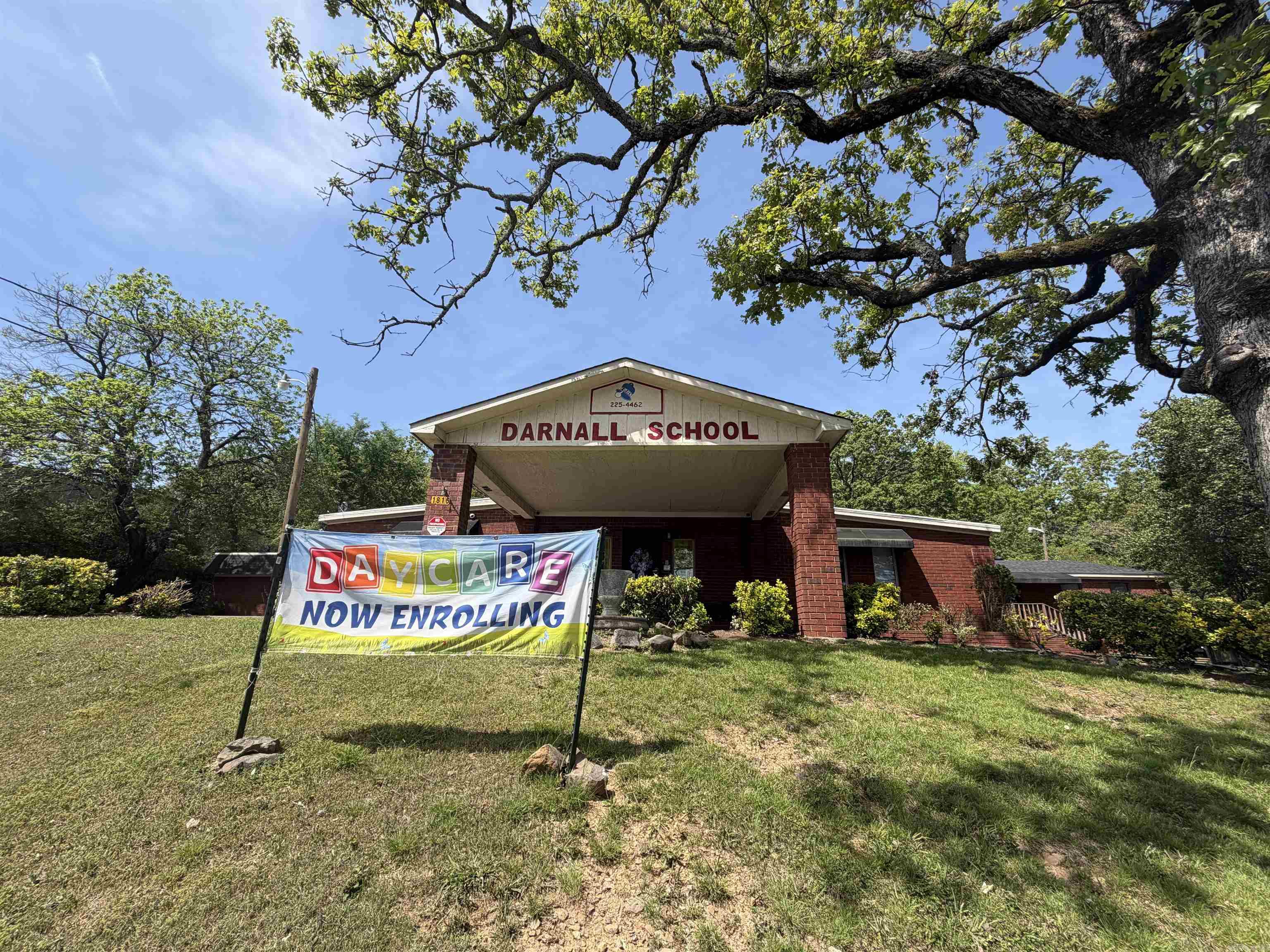 1816 Hinson Loop Road Property Photo 1