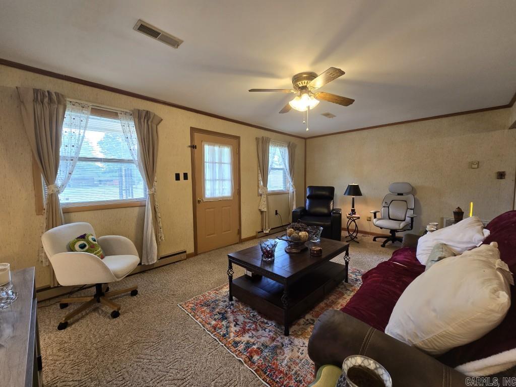 323 Clifton Dr Property Photo 4