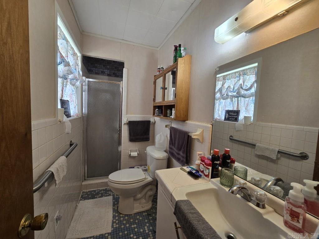 323 Clifton Dr Property Photo 14