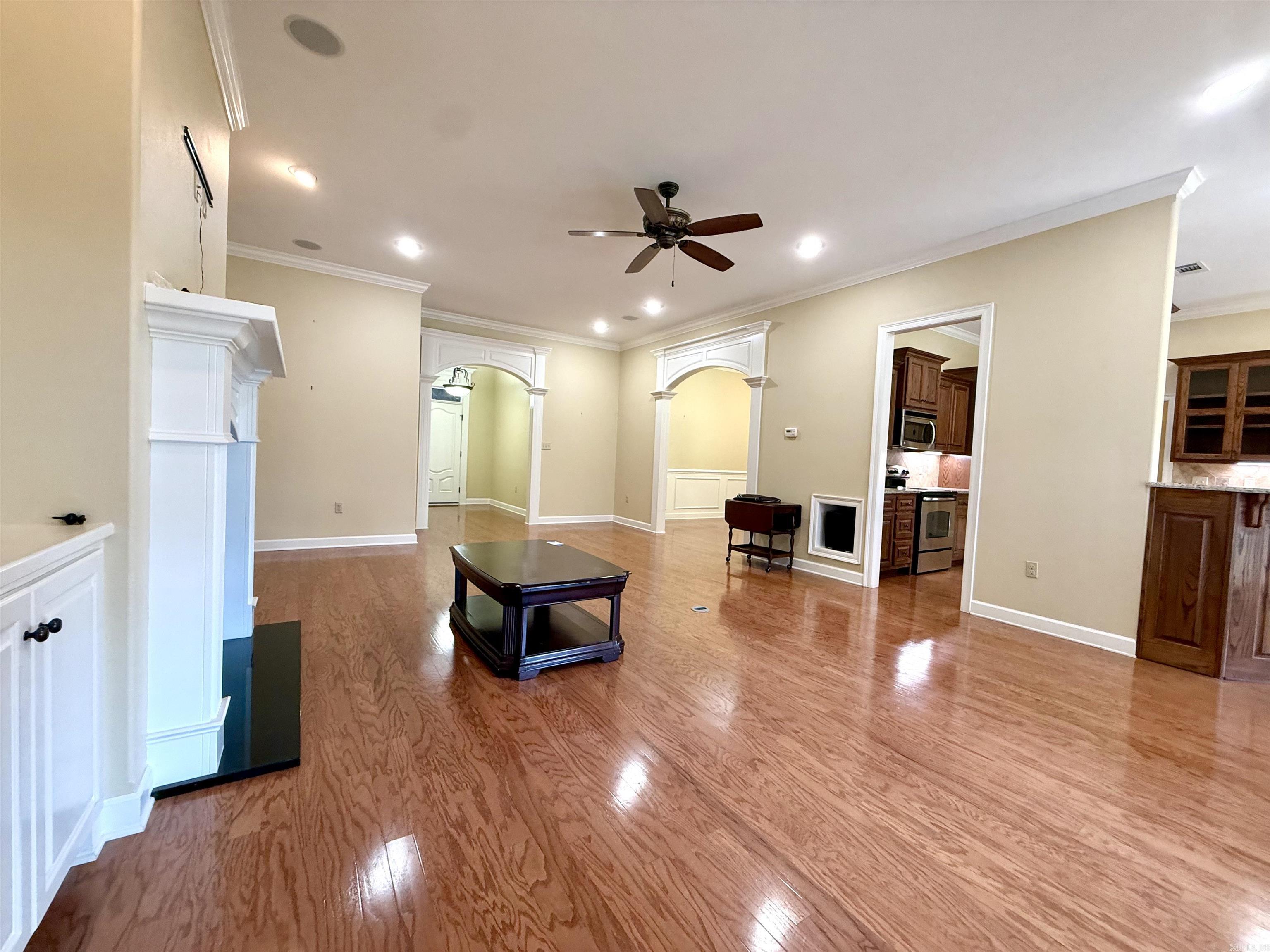 922 Sinclair Court Property Photo 8