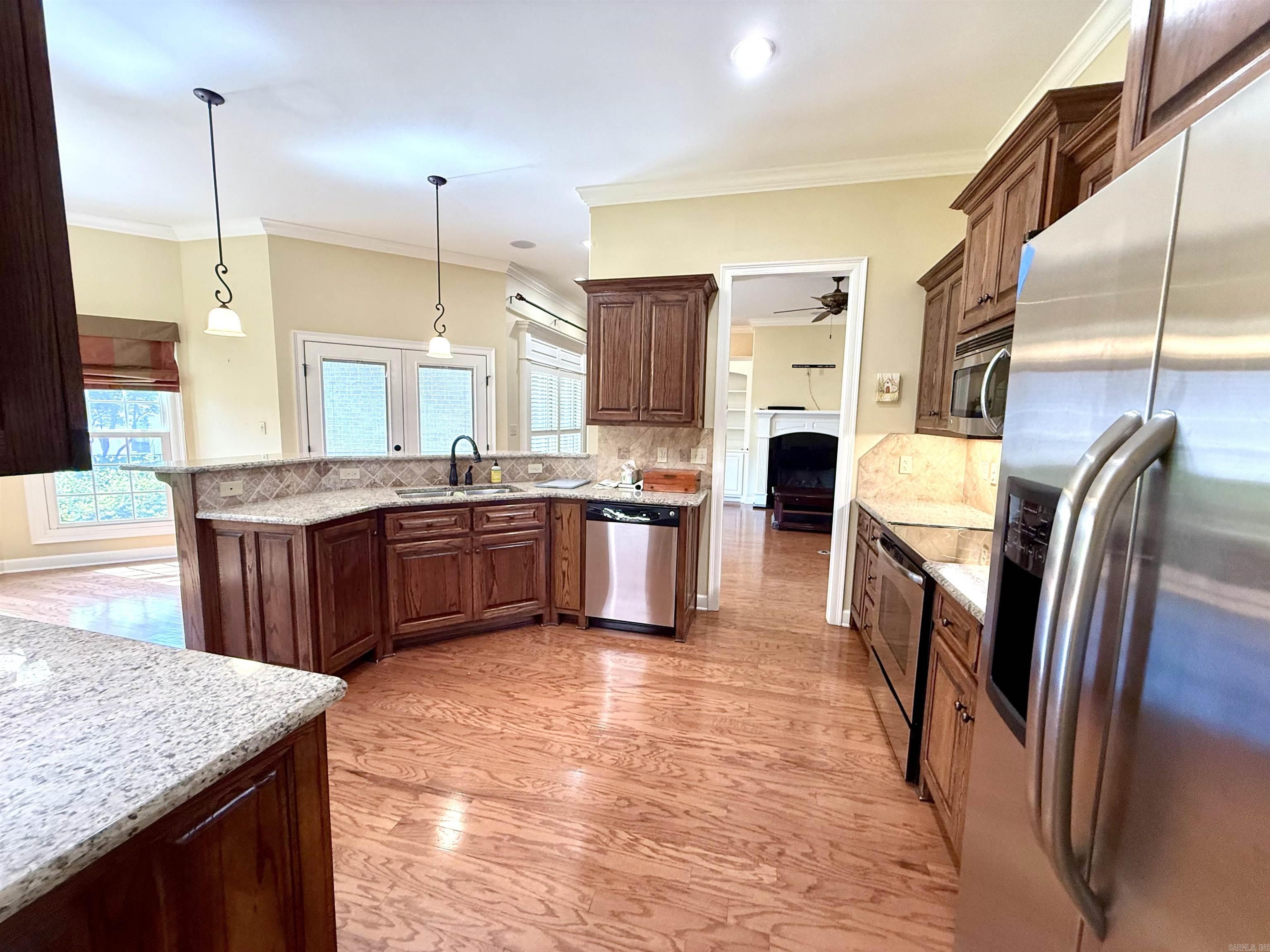 922 Sinclair Court Property Photo 11