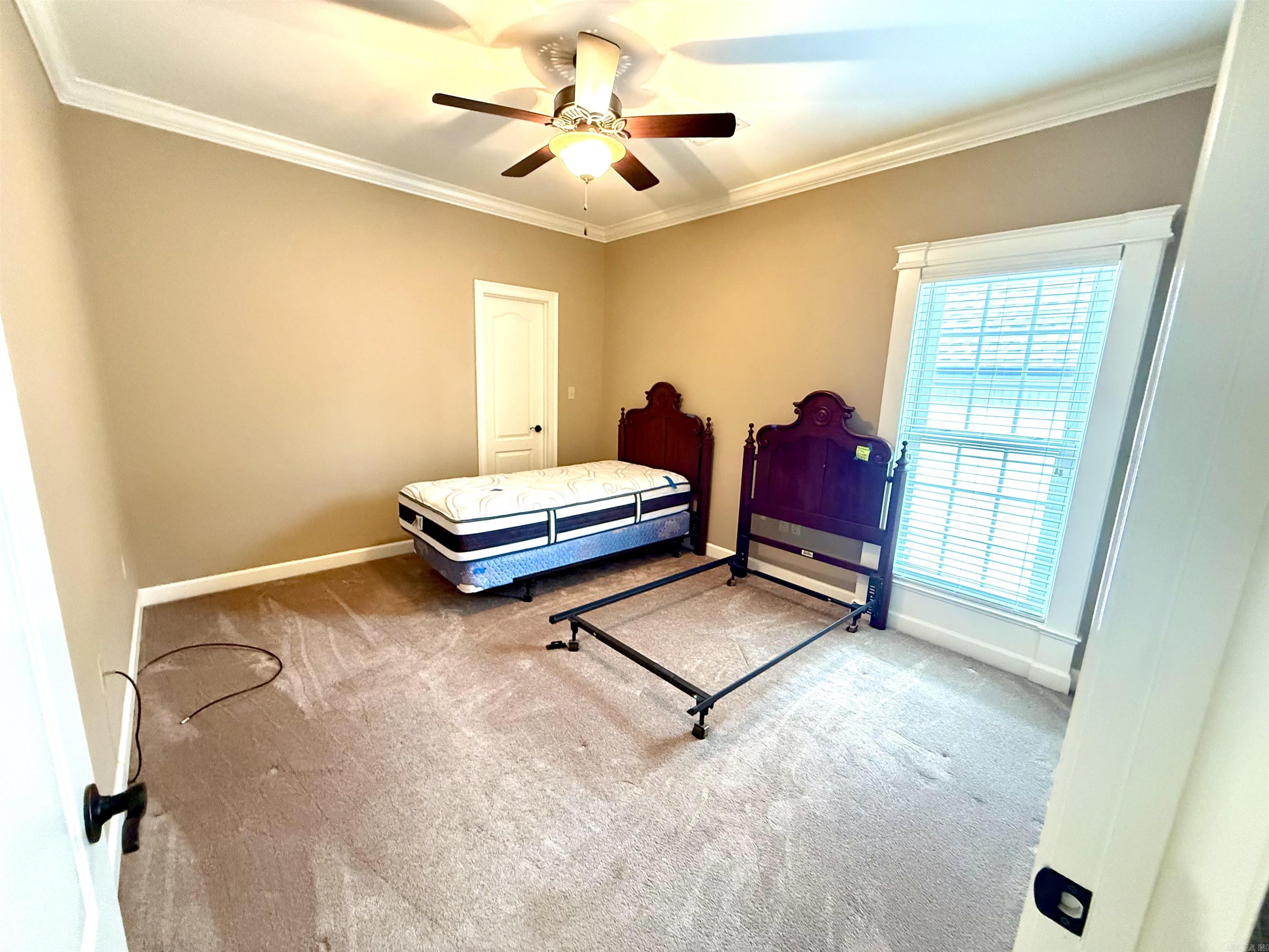 922 Sinclair Court Property Photo 26