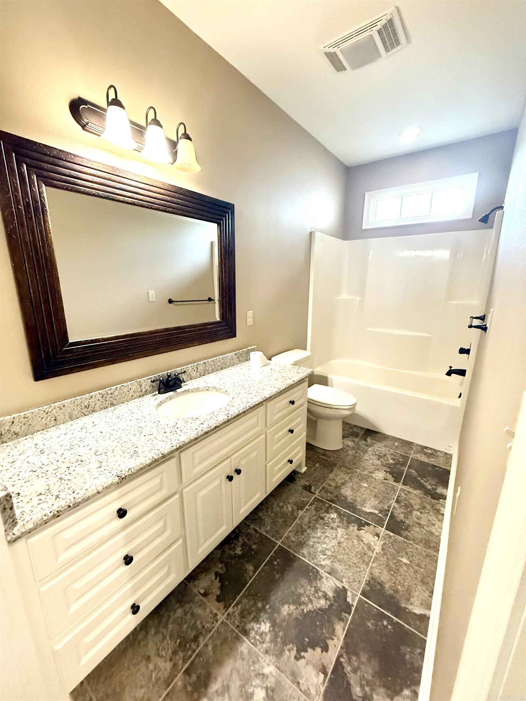 922 Sinclair Court Property Photo 27