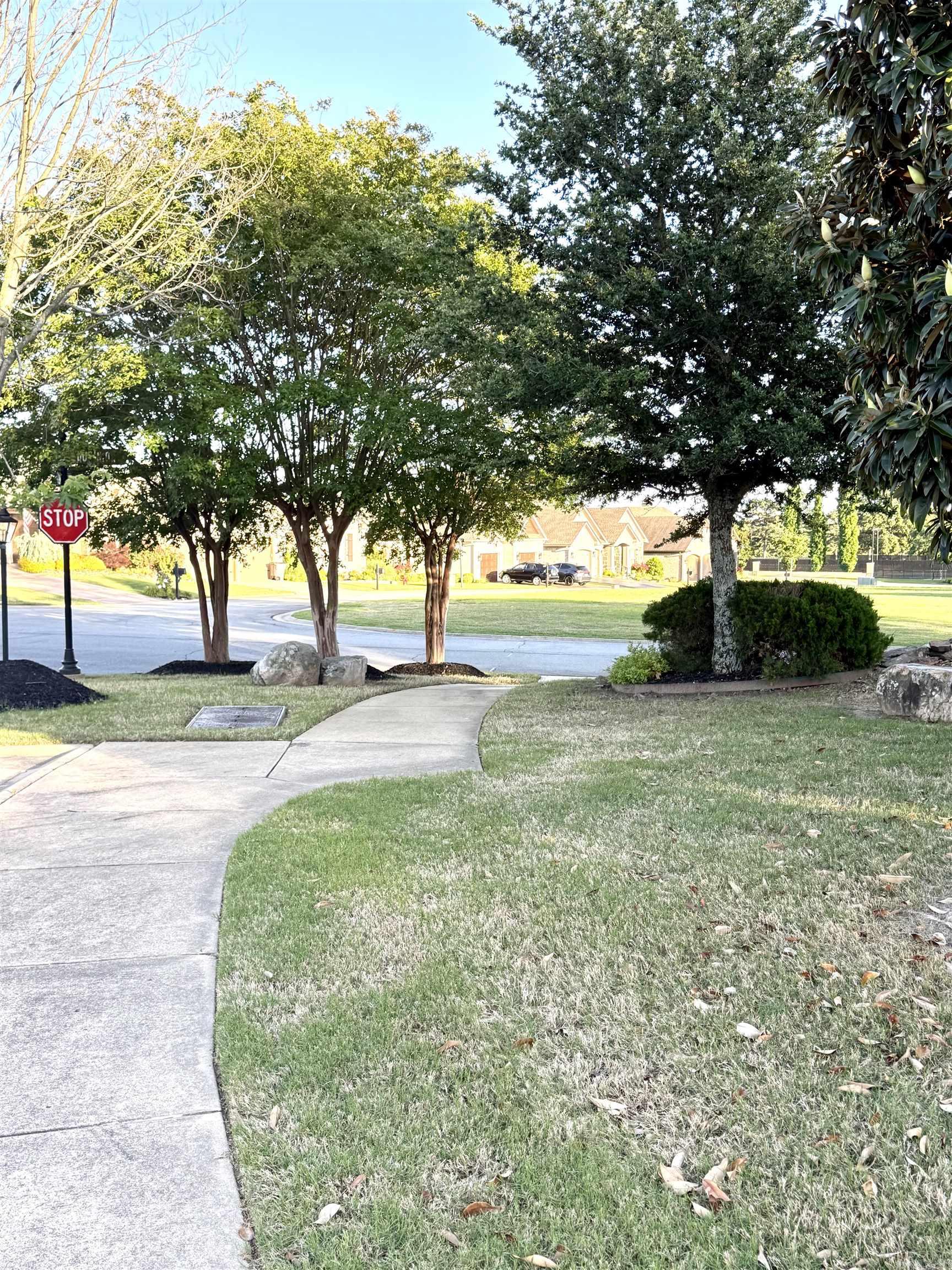 922 Sinclair Court Property Photo 38