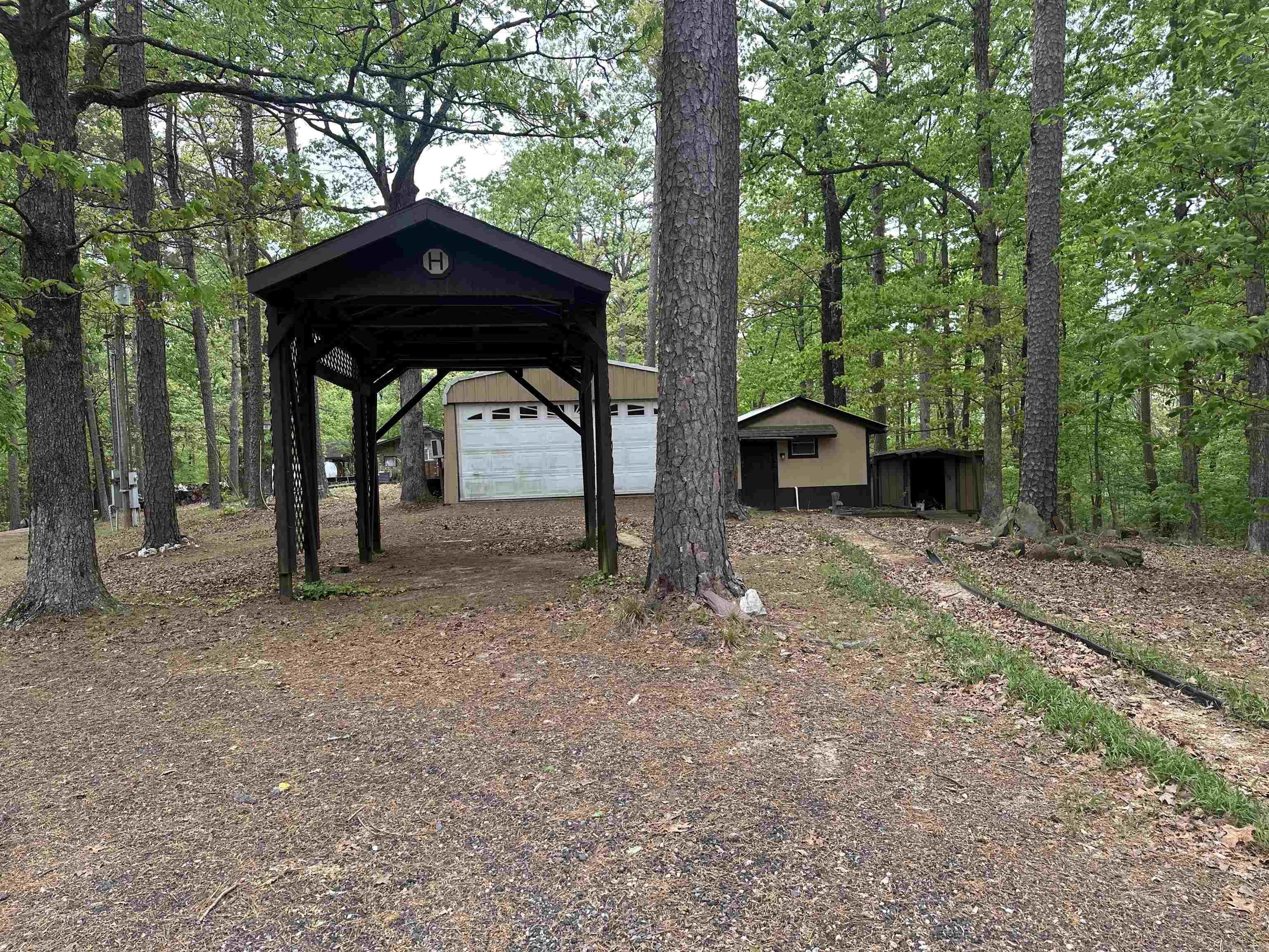 4936 Highway 375 W Property Photo 4