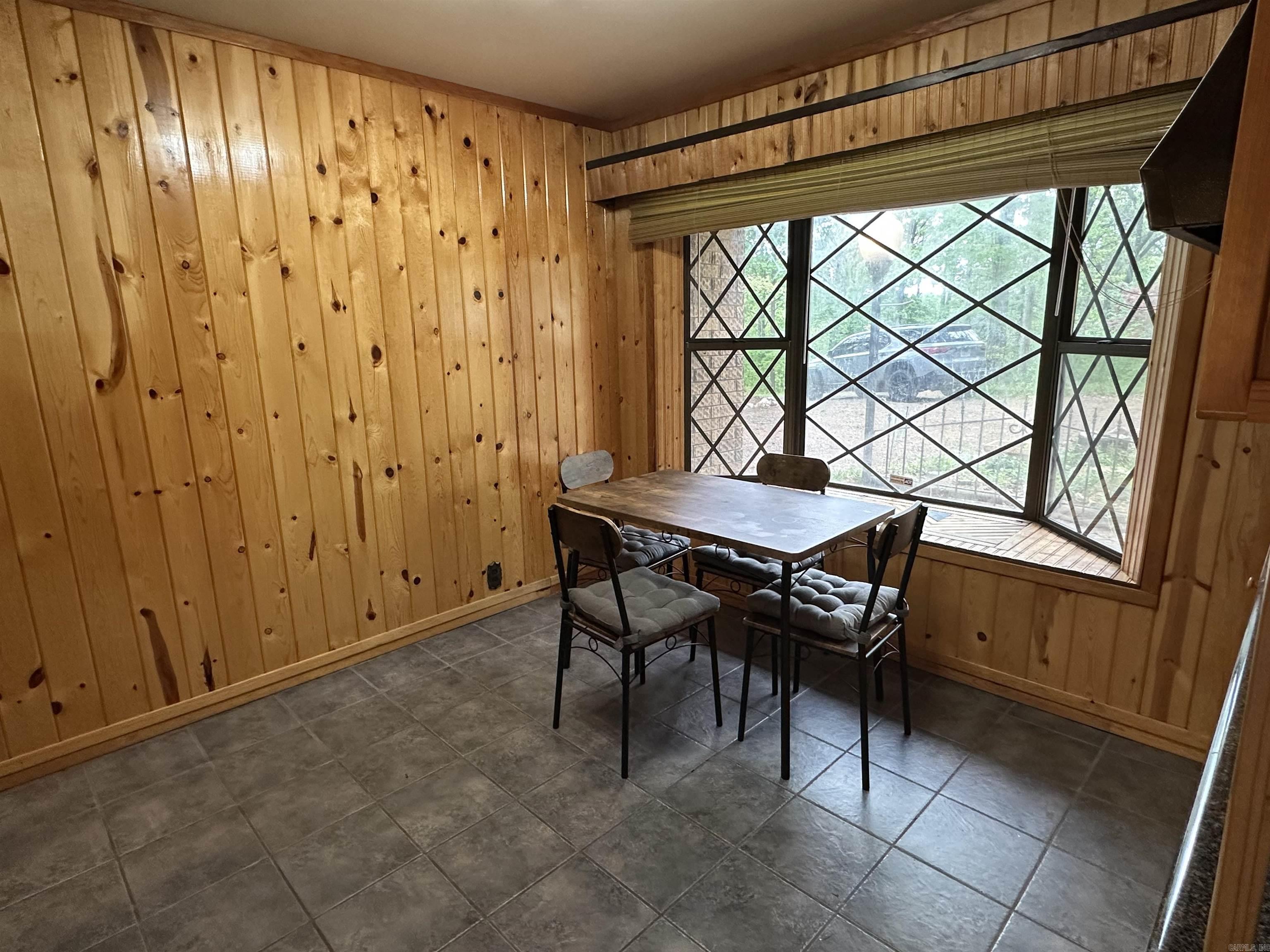 4936 Highway 375 W Property Photo 10