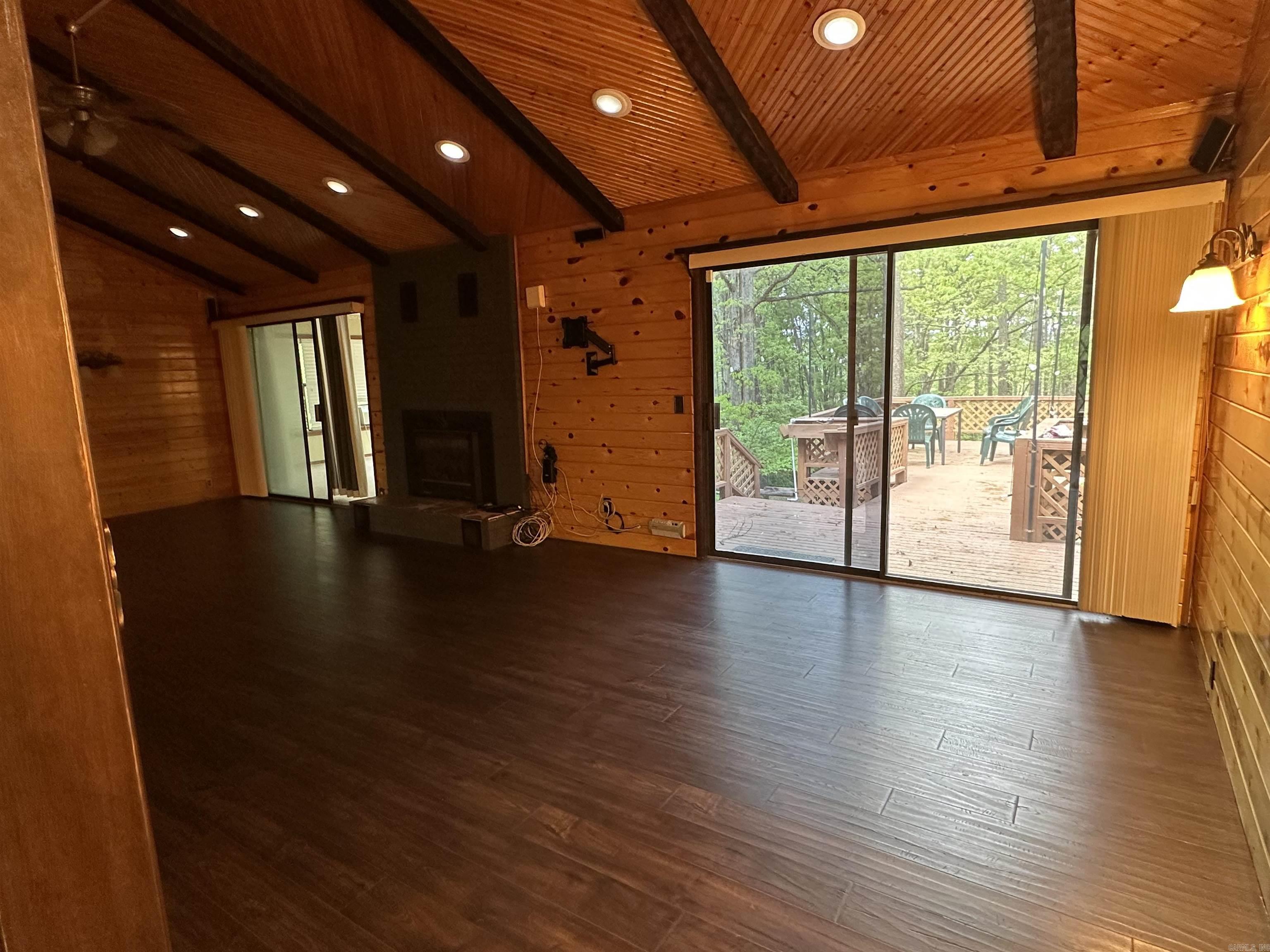 4936 Highway 375 W Property Photo 13