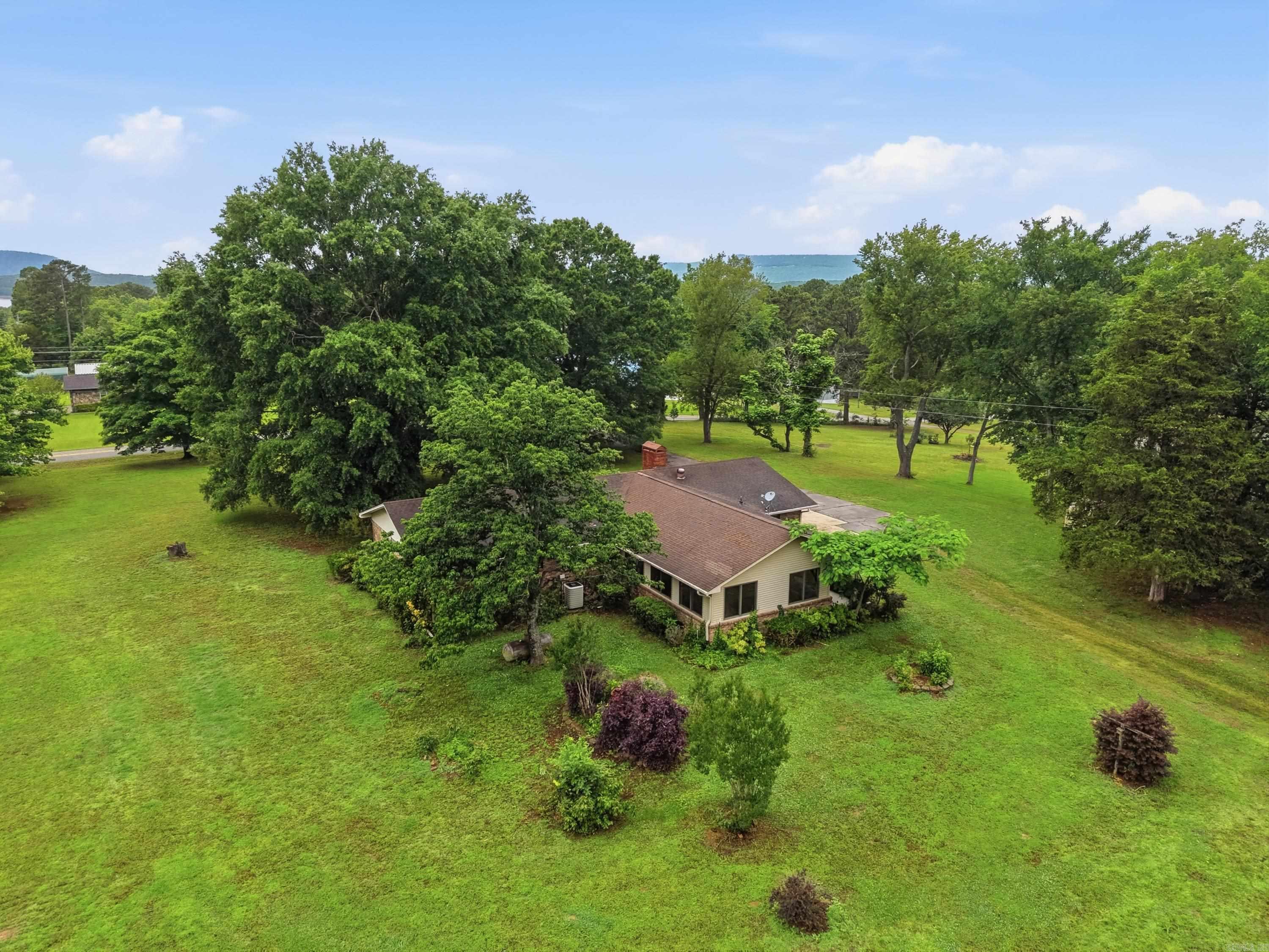 200 Higden Rd. Property Photo 11