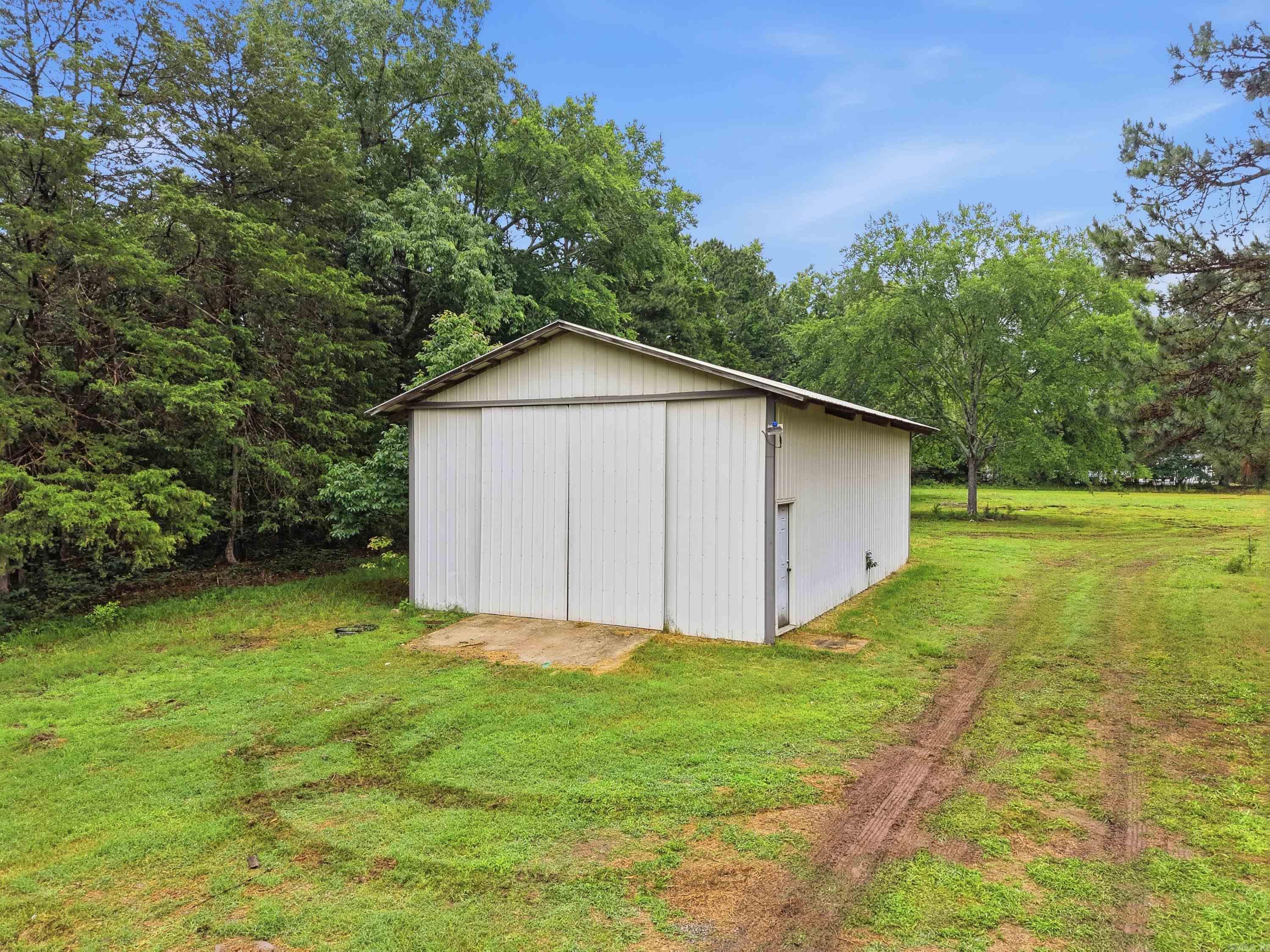 200 Higden Rd. Property Photo 13