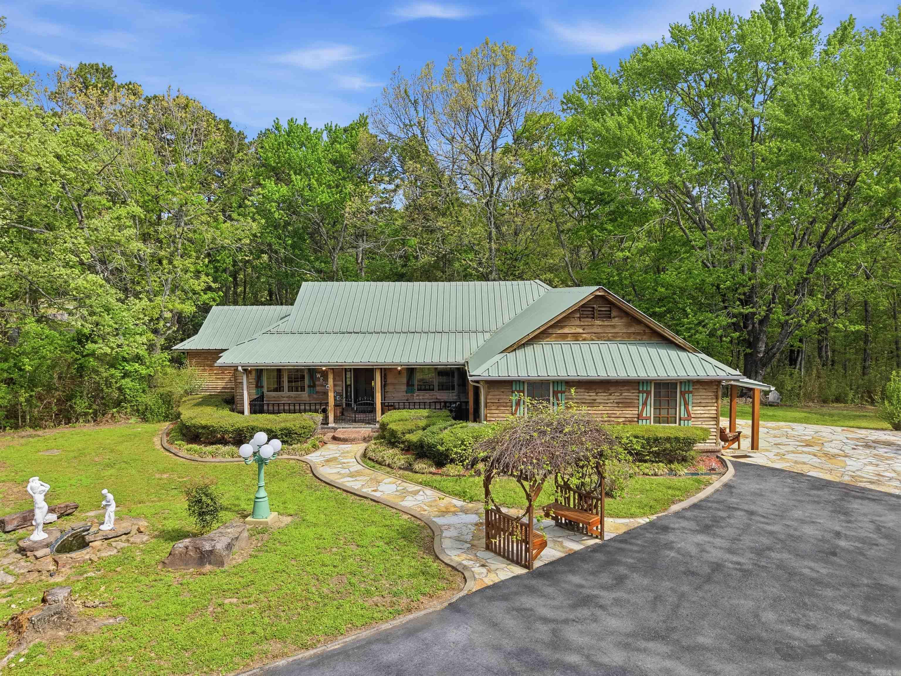 944 Rock Products Road Property Photo 6