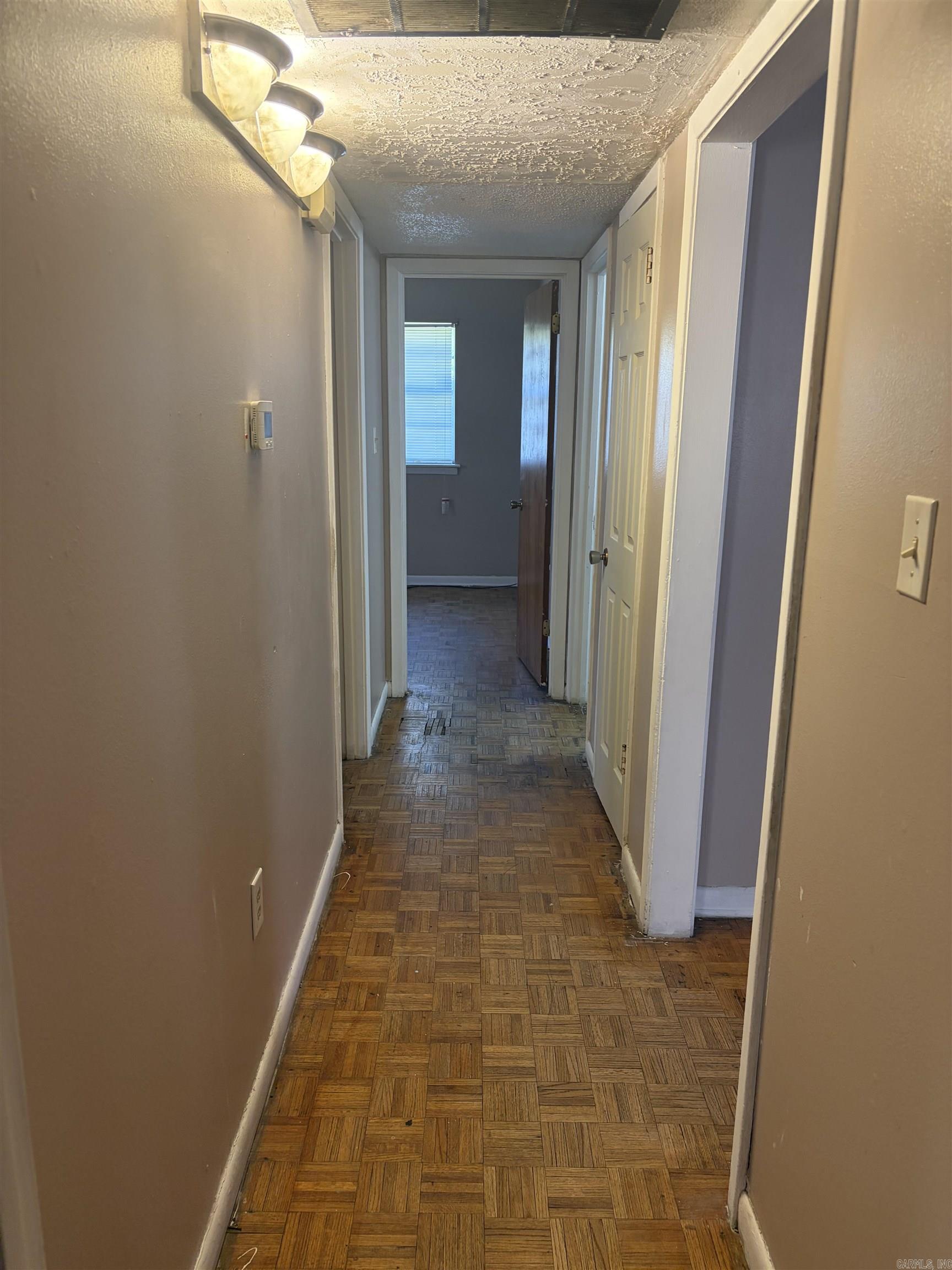 107 W 37th Avenue Property Photo 9