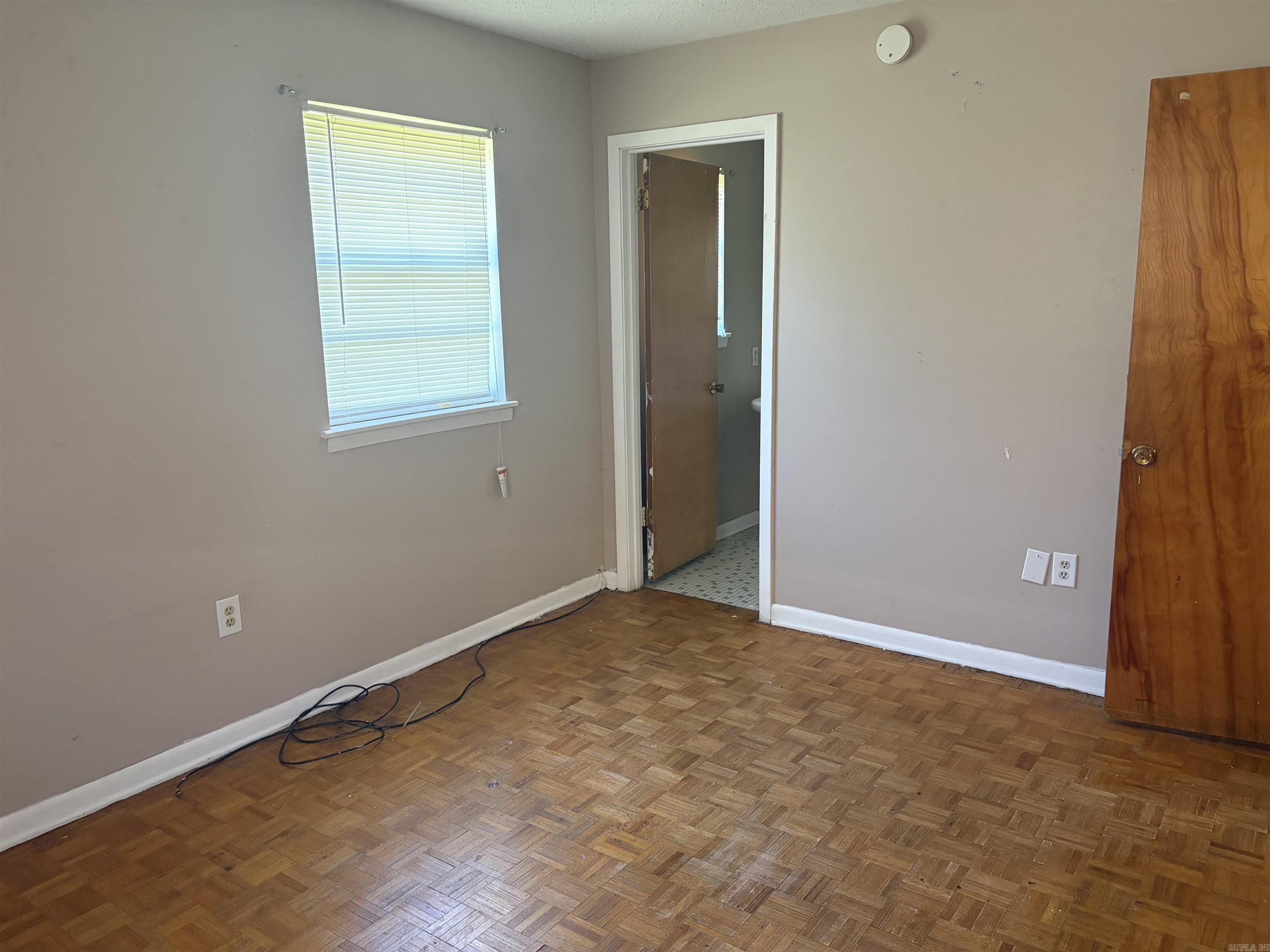 107 W 37th Avenue Property Photo 12