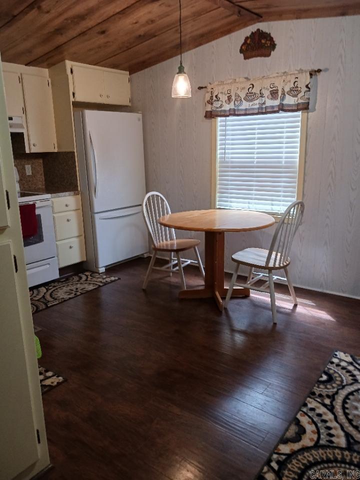 1807 Fendley Road Property Photo 12