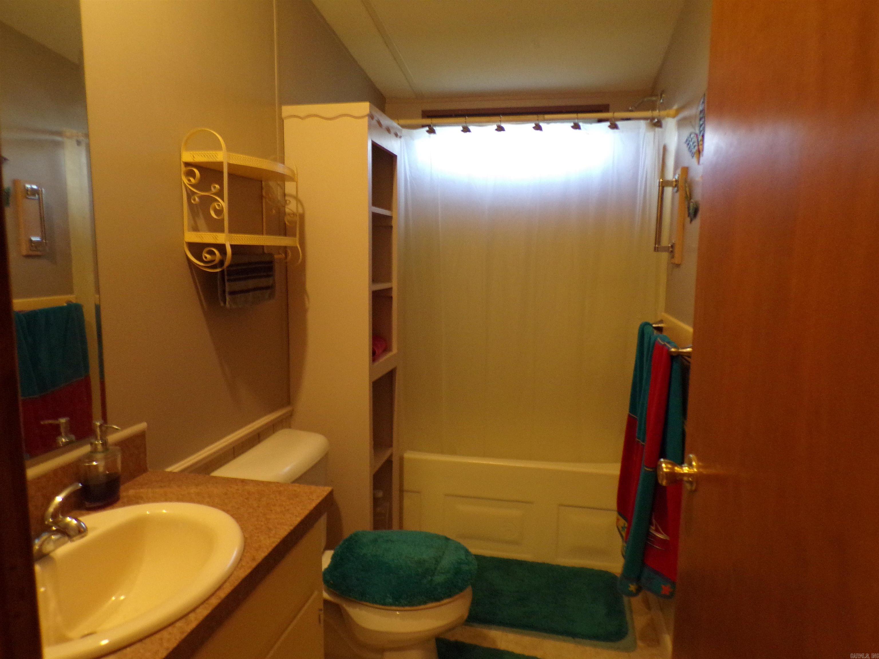1807 Fendley Road Property Photo 18