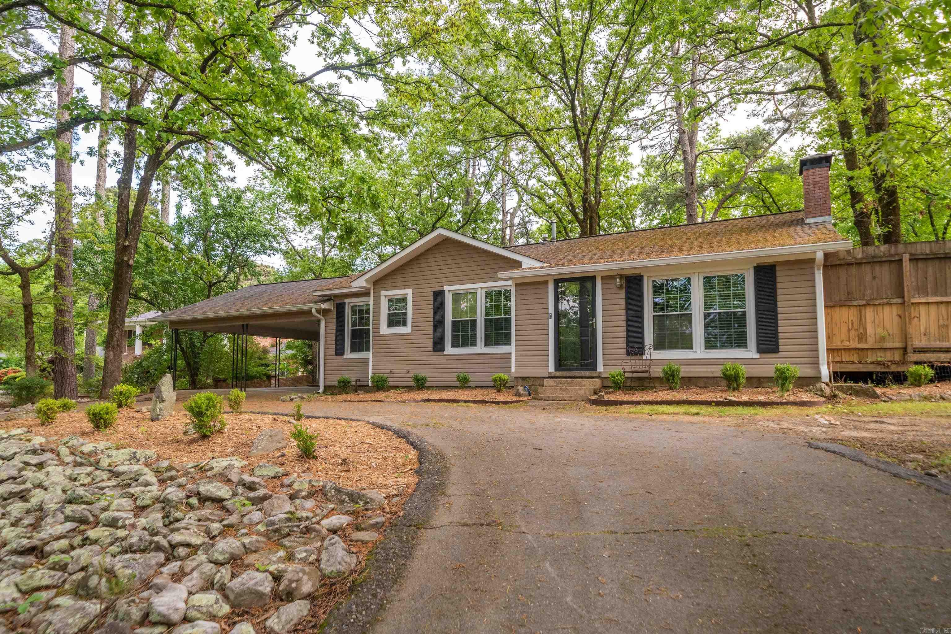 1208 Golf Links Road Property Photo 1