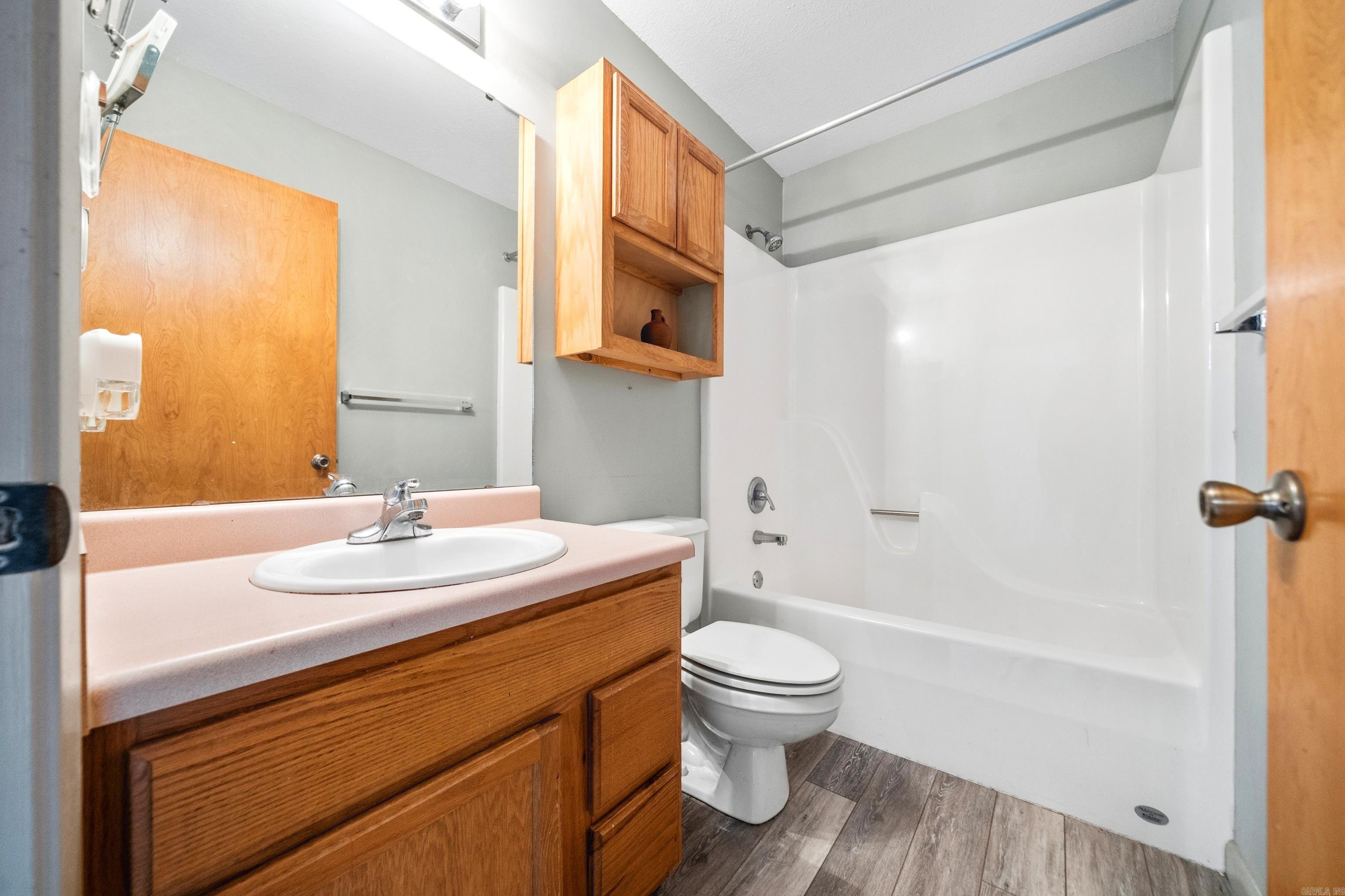 124 Lees Landing Property Photo 16