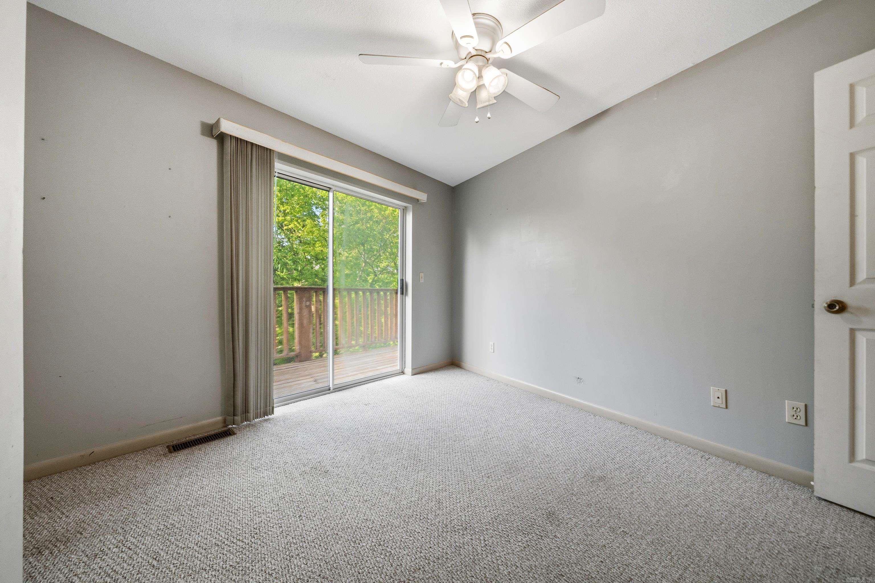 124 Lees Landing Property Photo 22