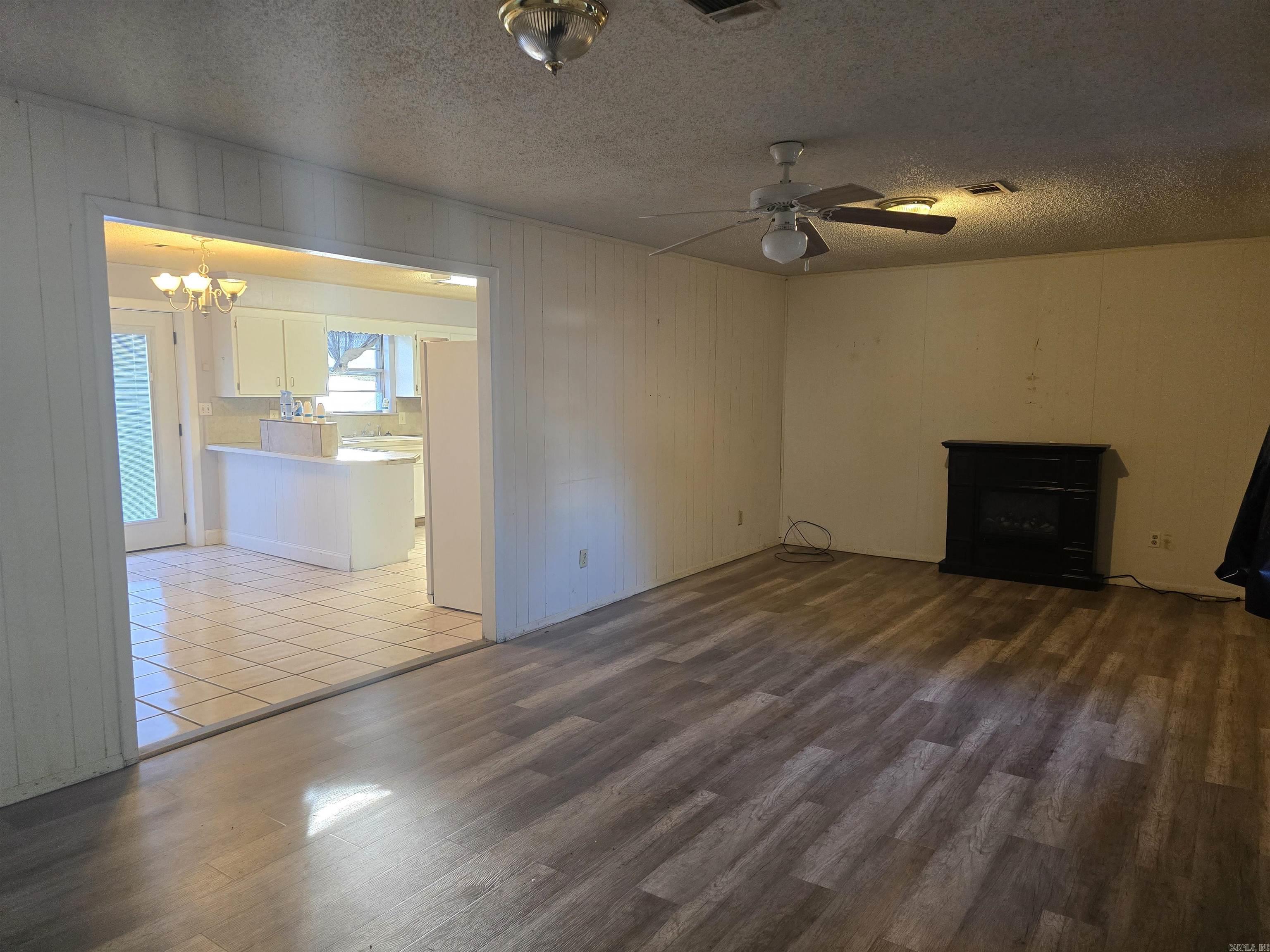 473 Newborn St Property Photo 7