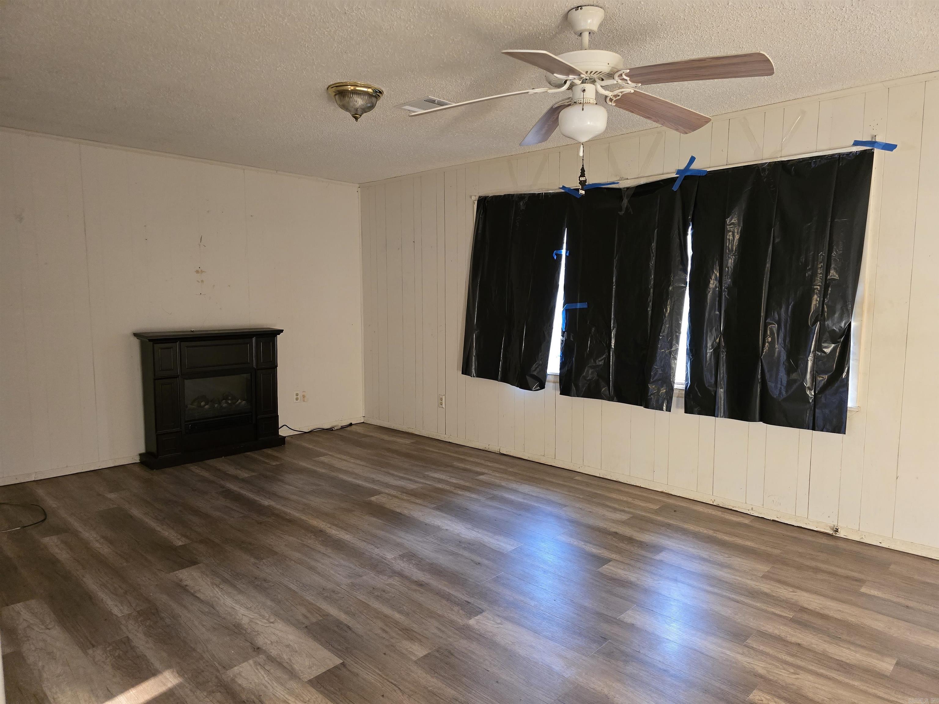473 Newborn St Property Photo 9