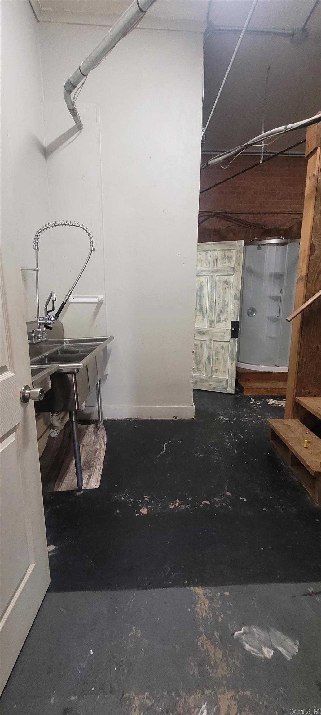 106 S Edmonds Avenue Property Photo 15