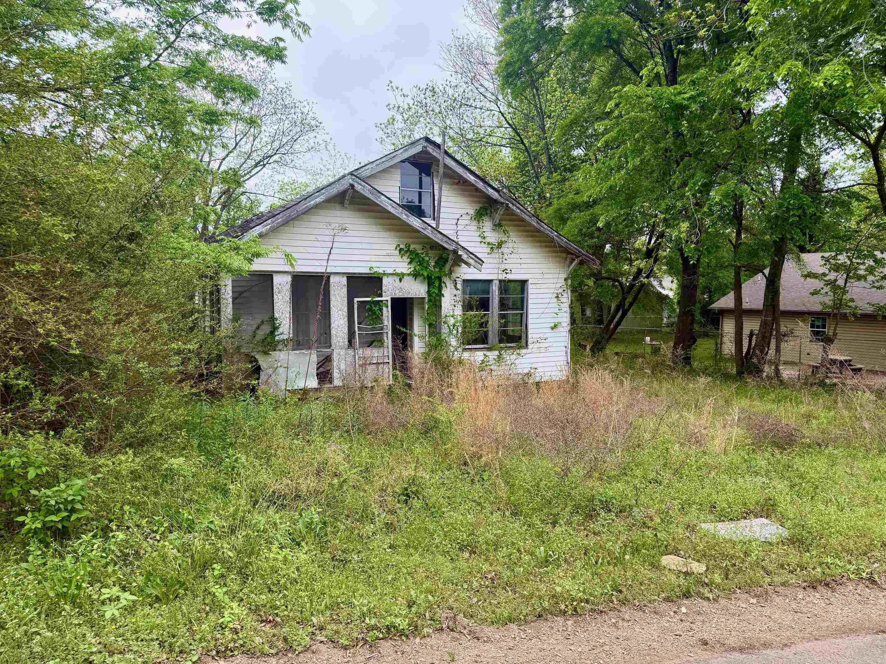 6611 Bobby Lane Property Photo 4