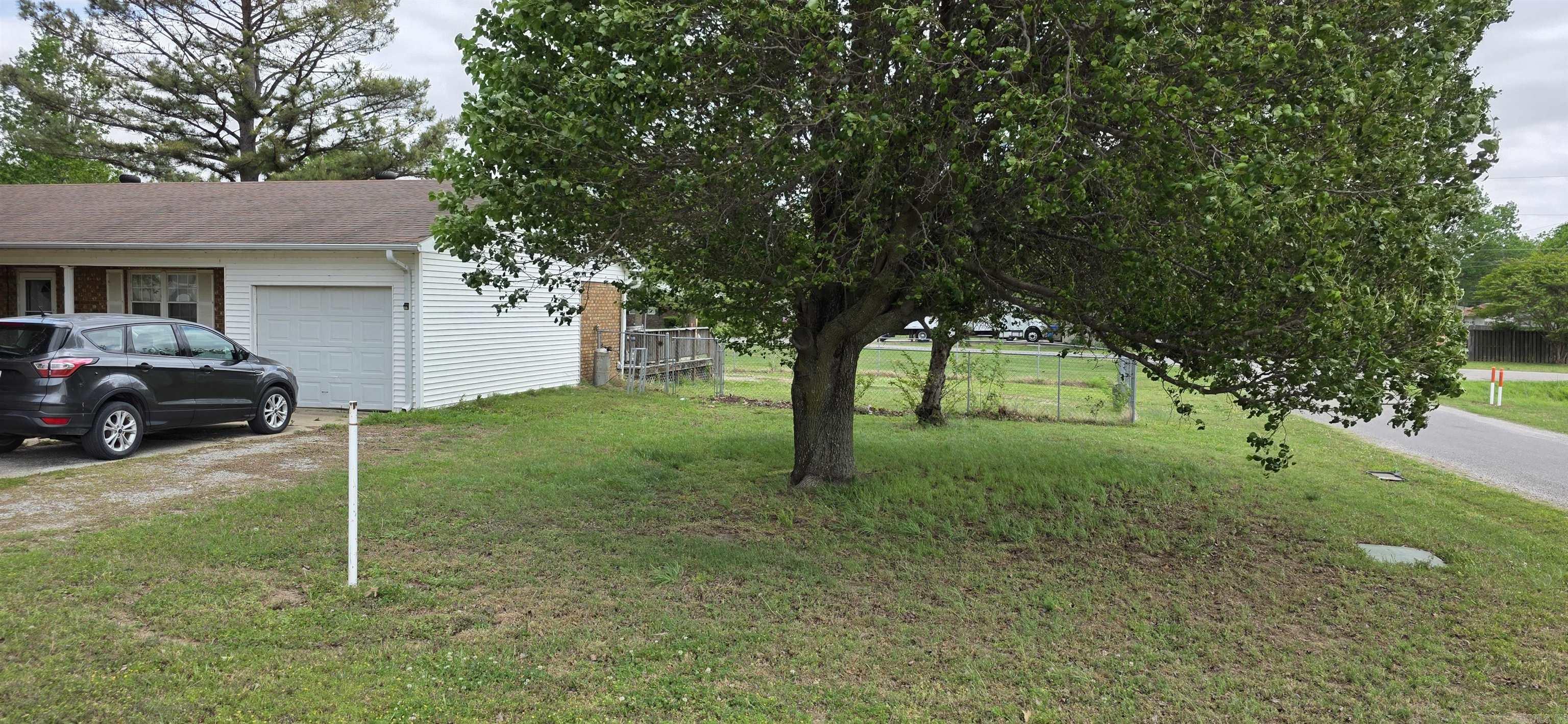 1010 10th Property Photo 2