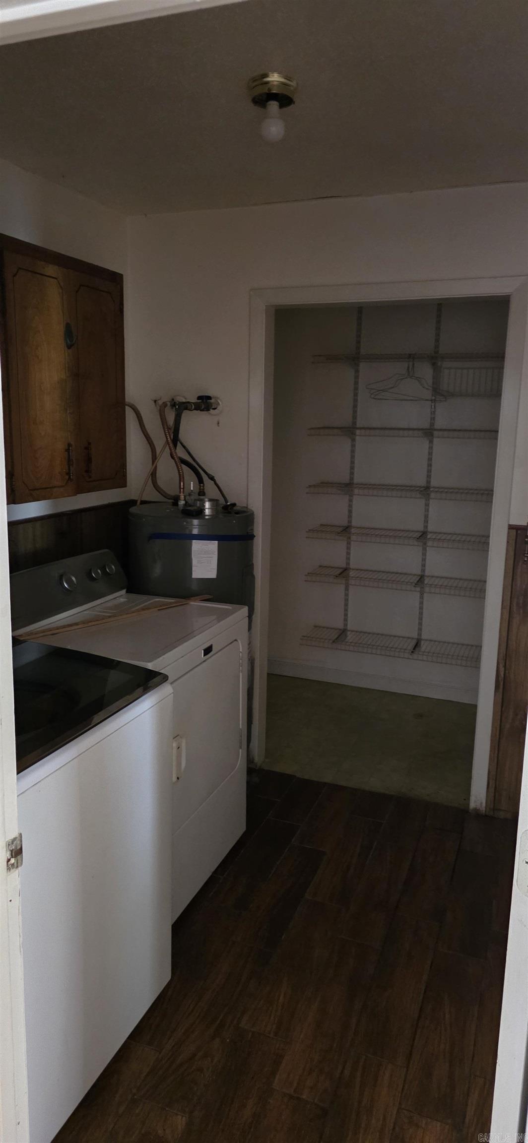 1010 10th Property Photo 6