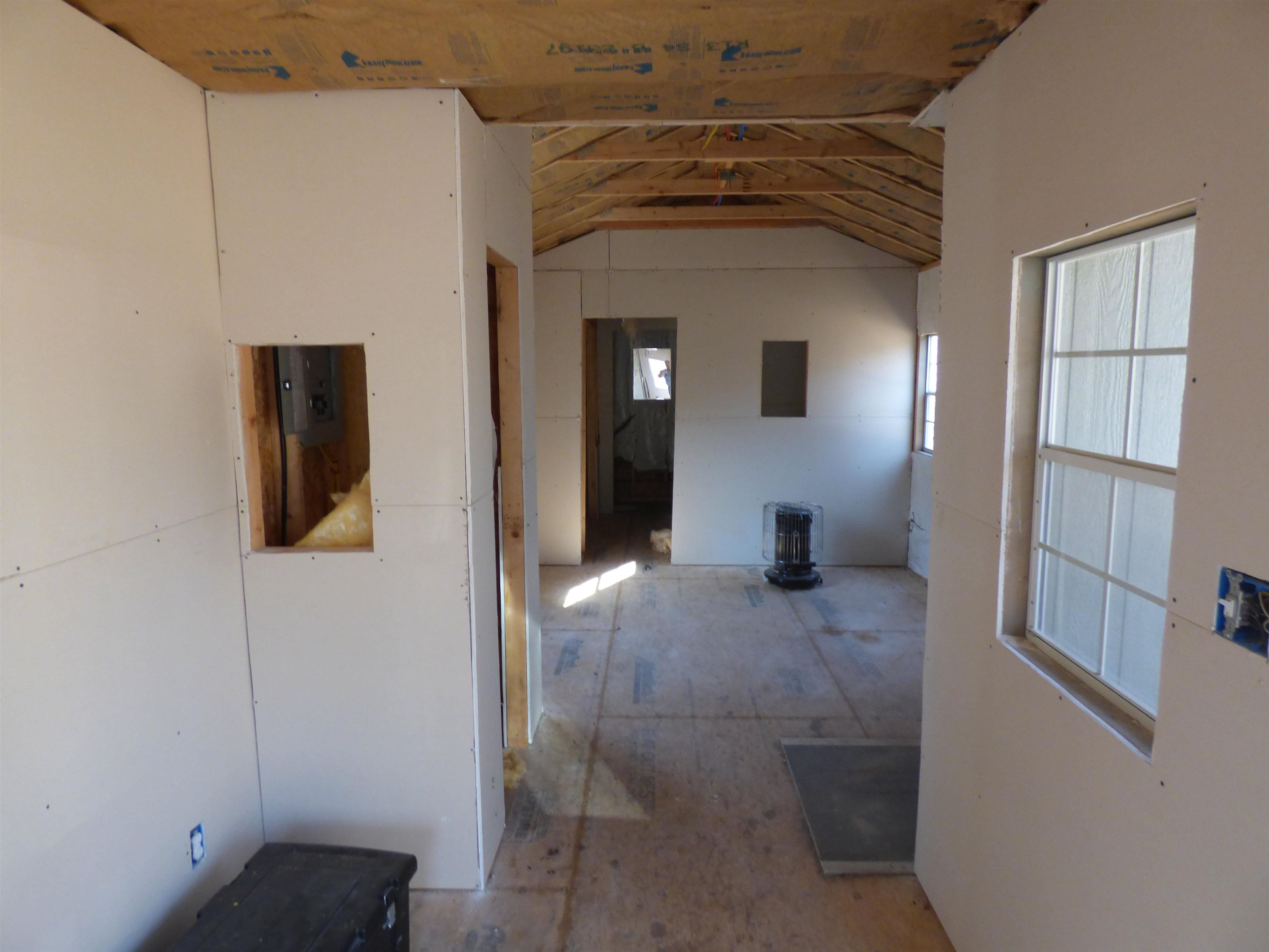 42 Chisolm Trail Property Photo 3