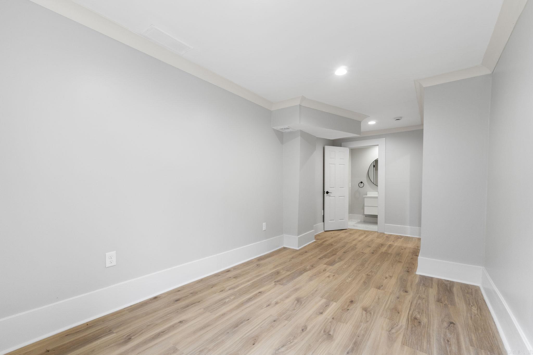 1020 W 21st Street Property Photo 38