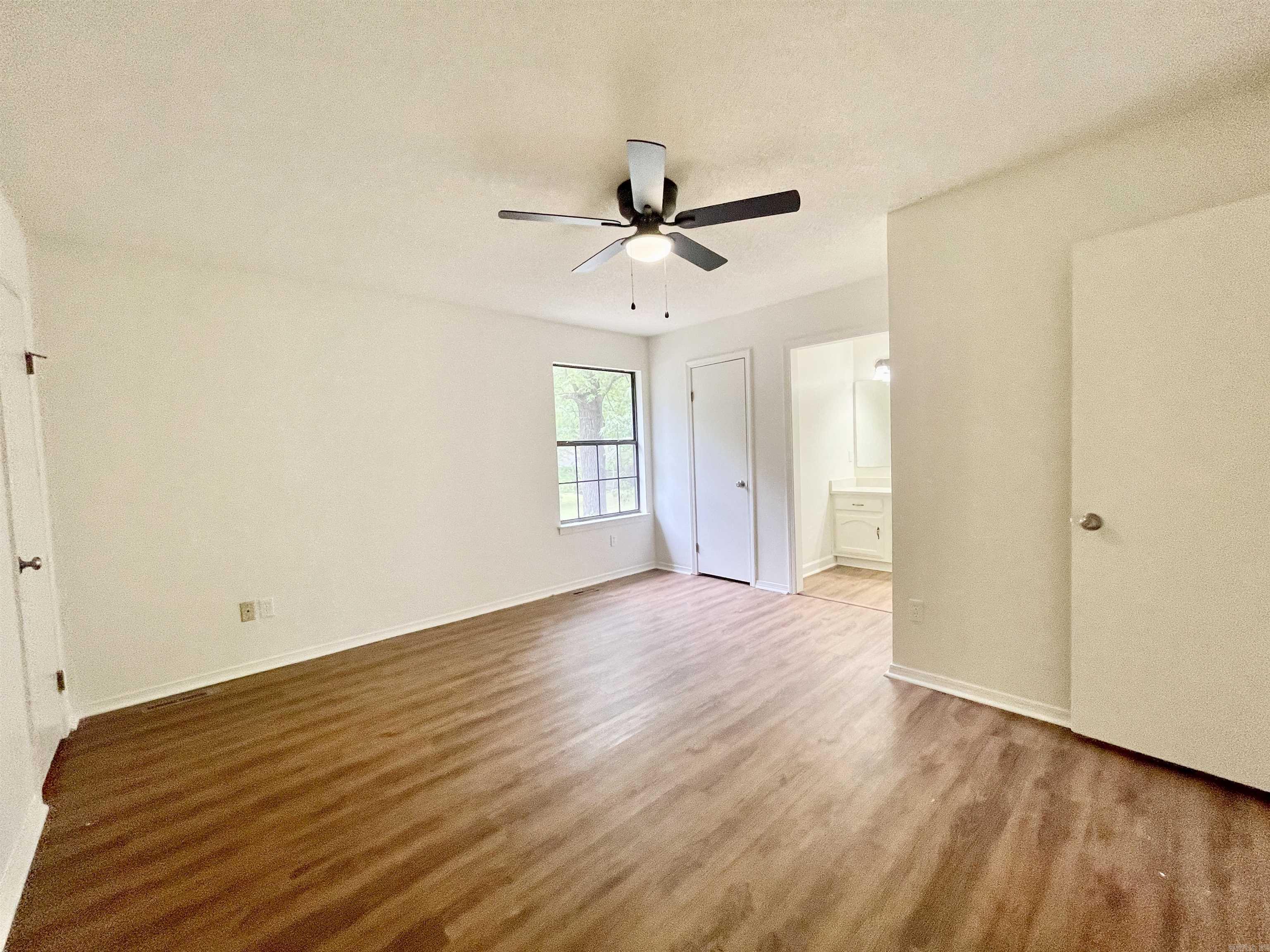 3 Danube Property Photo 19