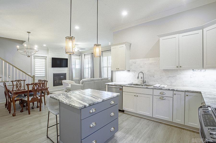 301 Parker Property Photo 12