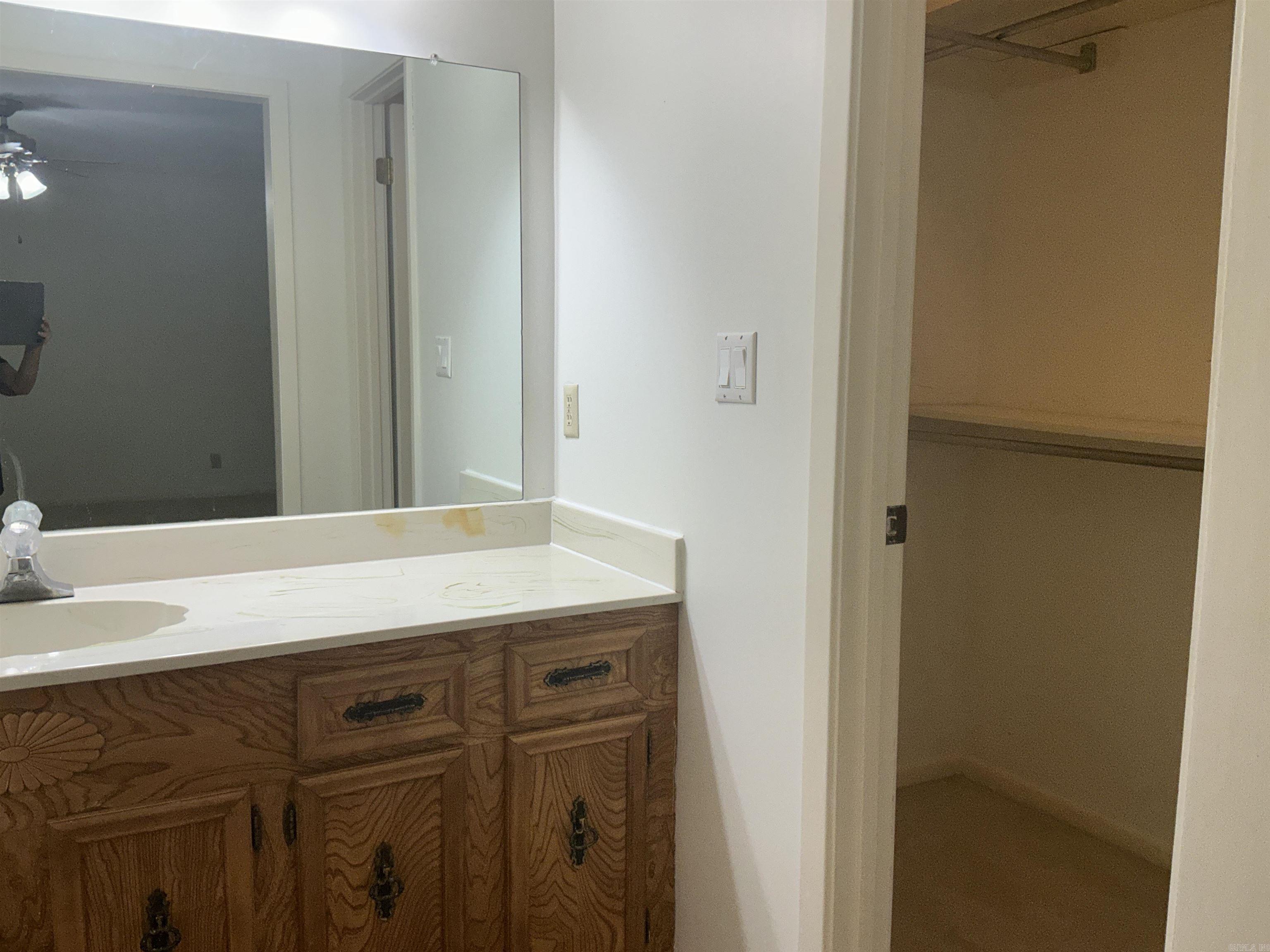 1002 Waterwell Property Photo 27