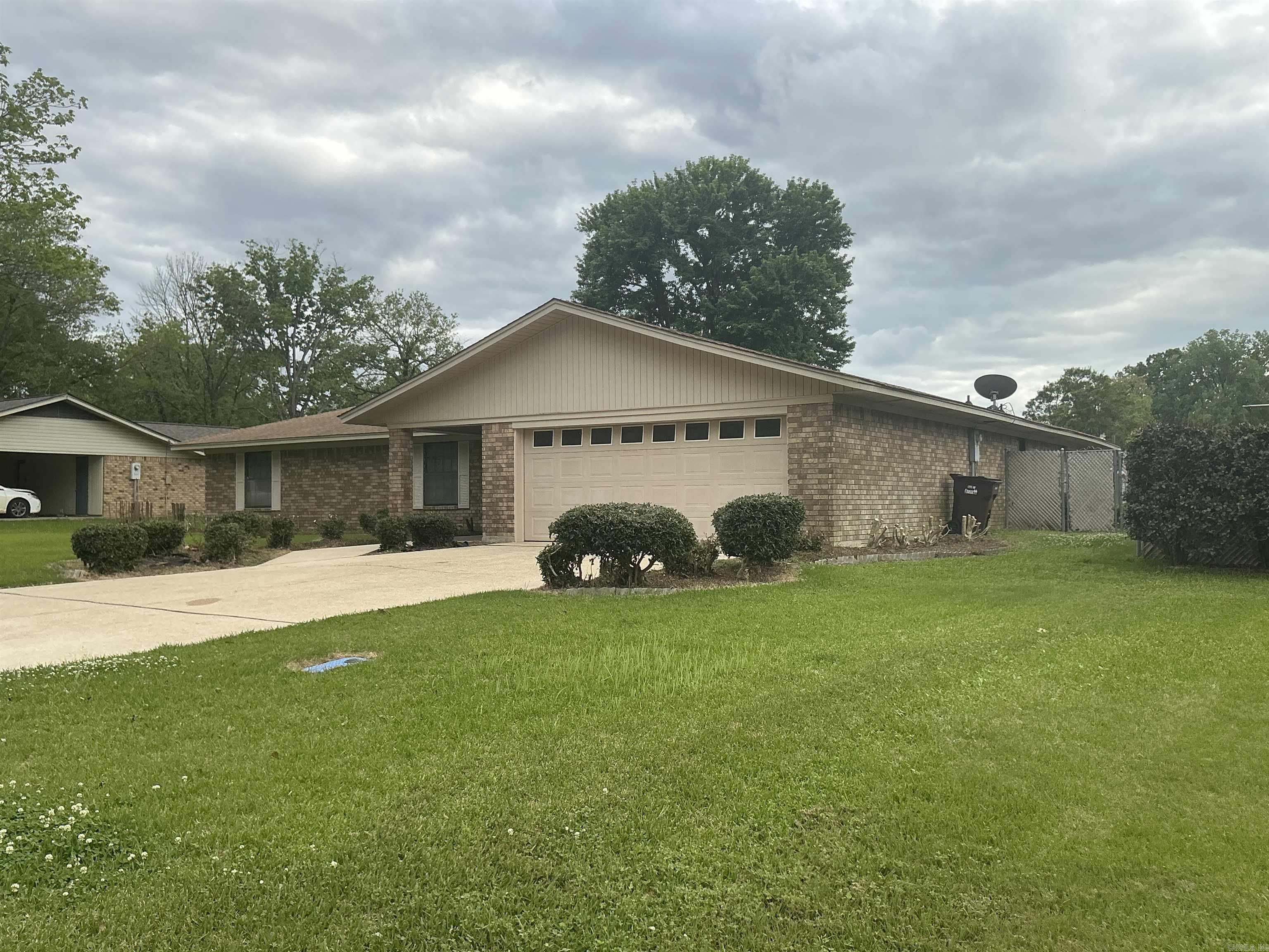1002 Waterwell Property Photo 48