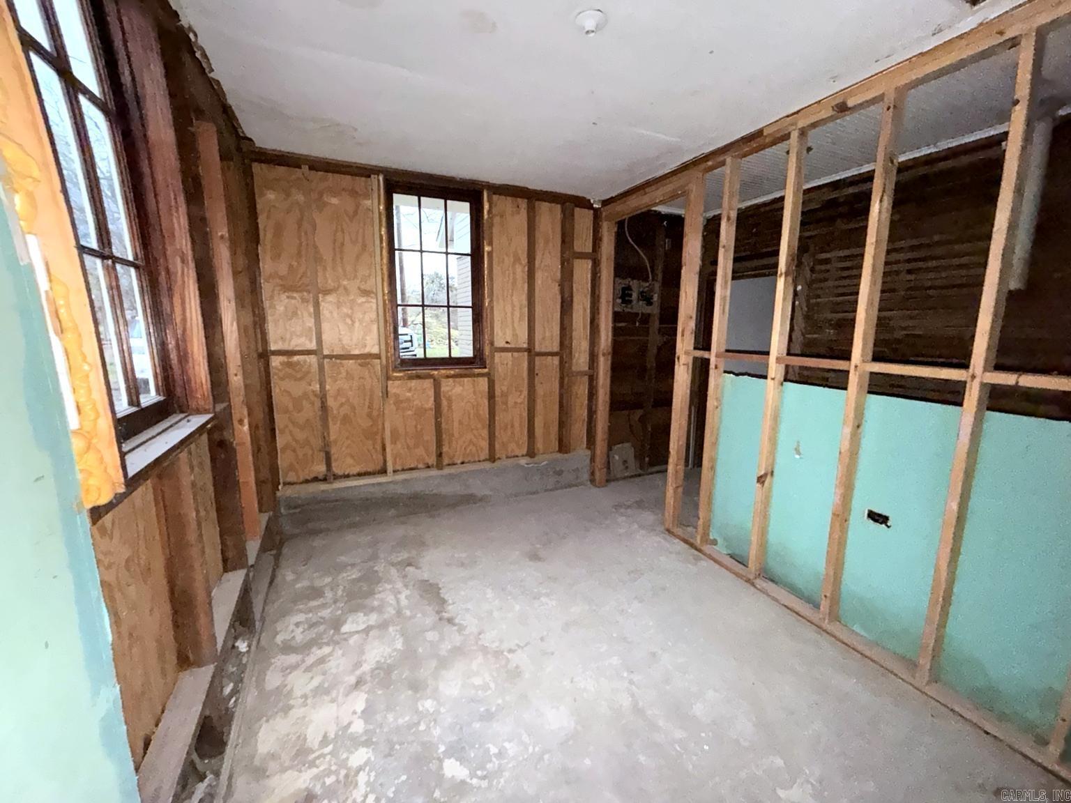 825 Poplar St Property Photo 19