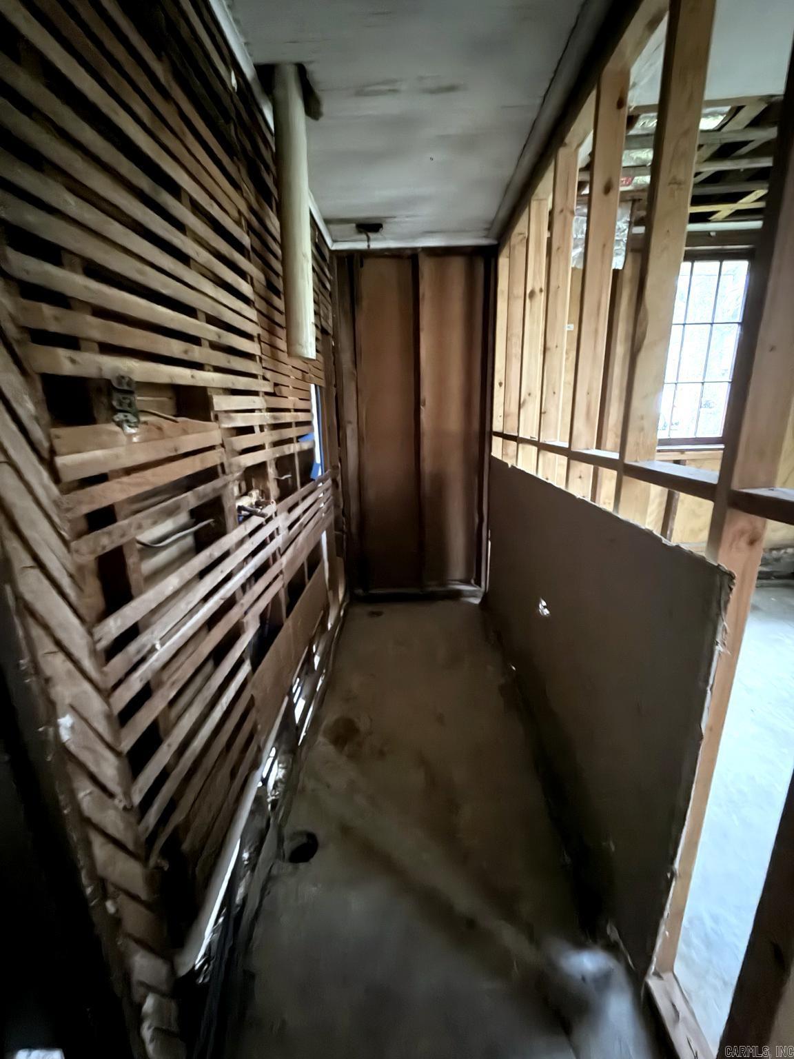 825 Poplar St Property Photo 22