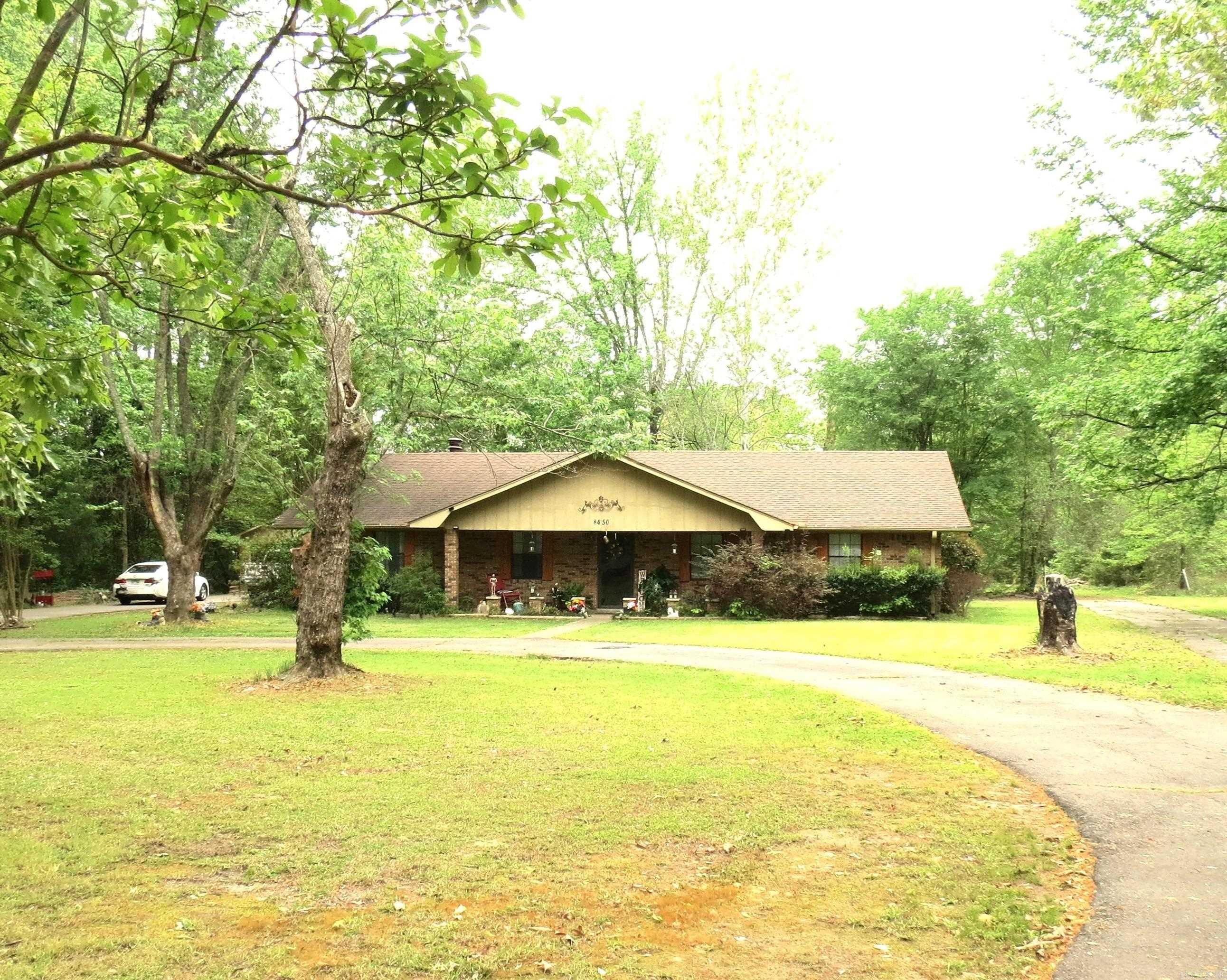8450 Victoria Drive