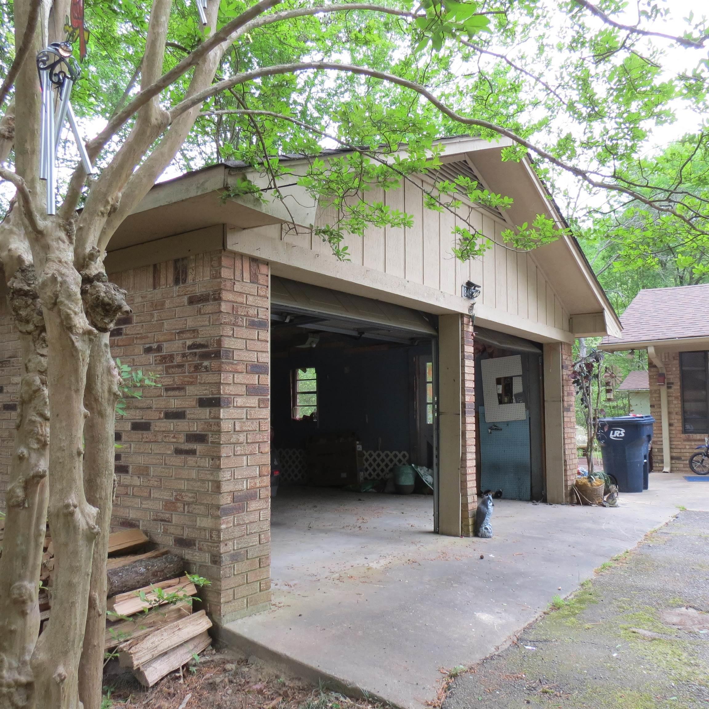 8450 Victoria Drive Property Photo 9