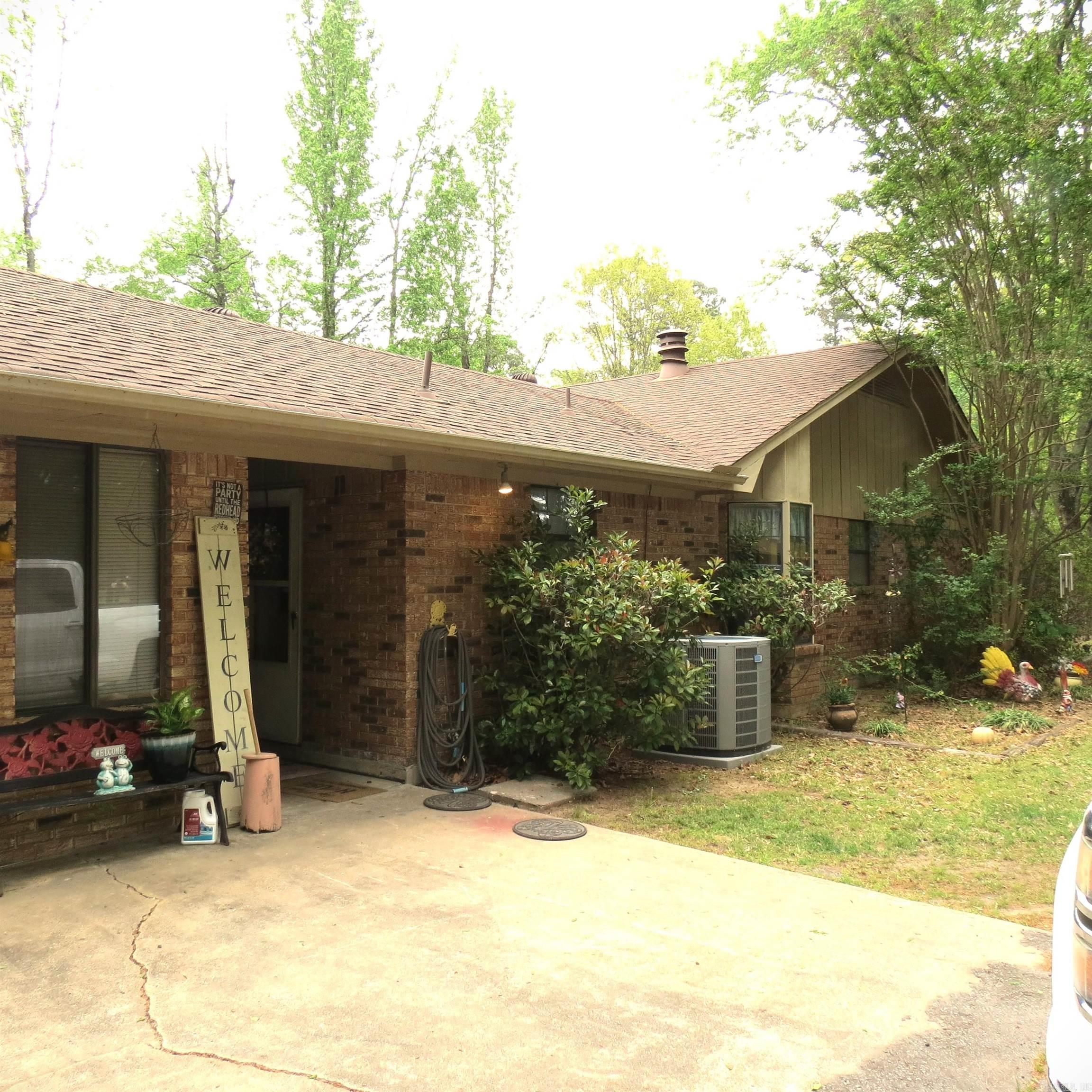 8450 Victoria Drive Property Photo 10