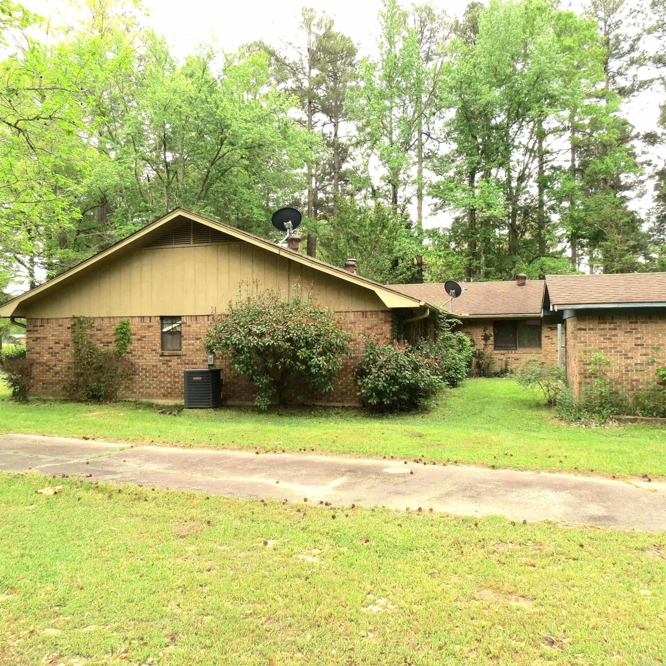 8450 Victoria Drive Property Photo 11