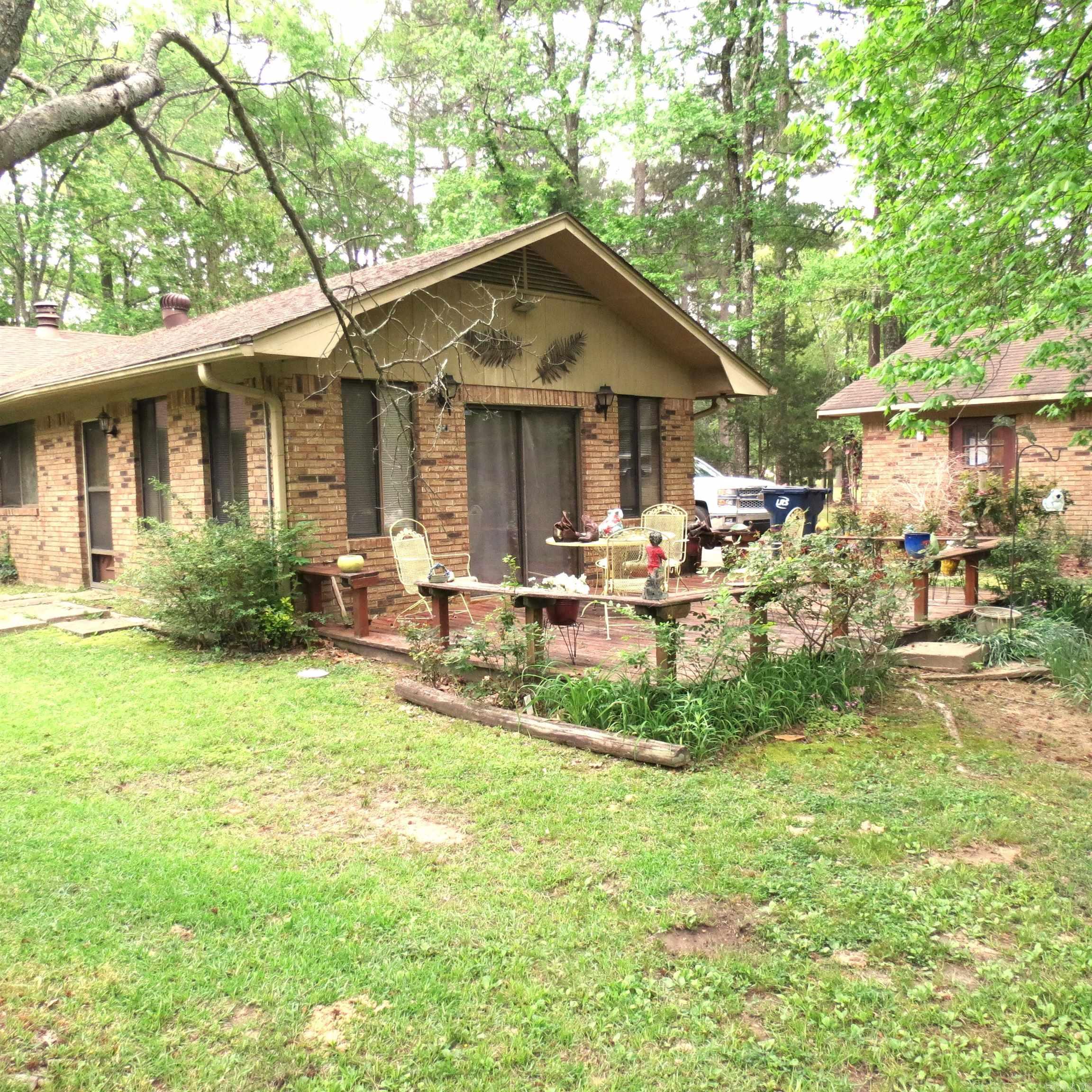 8450 Victoria Drive Property Photo 12