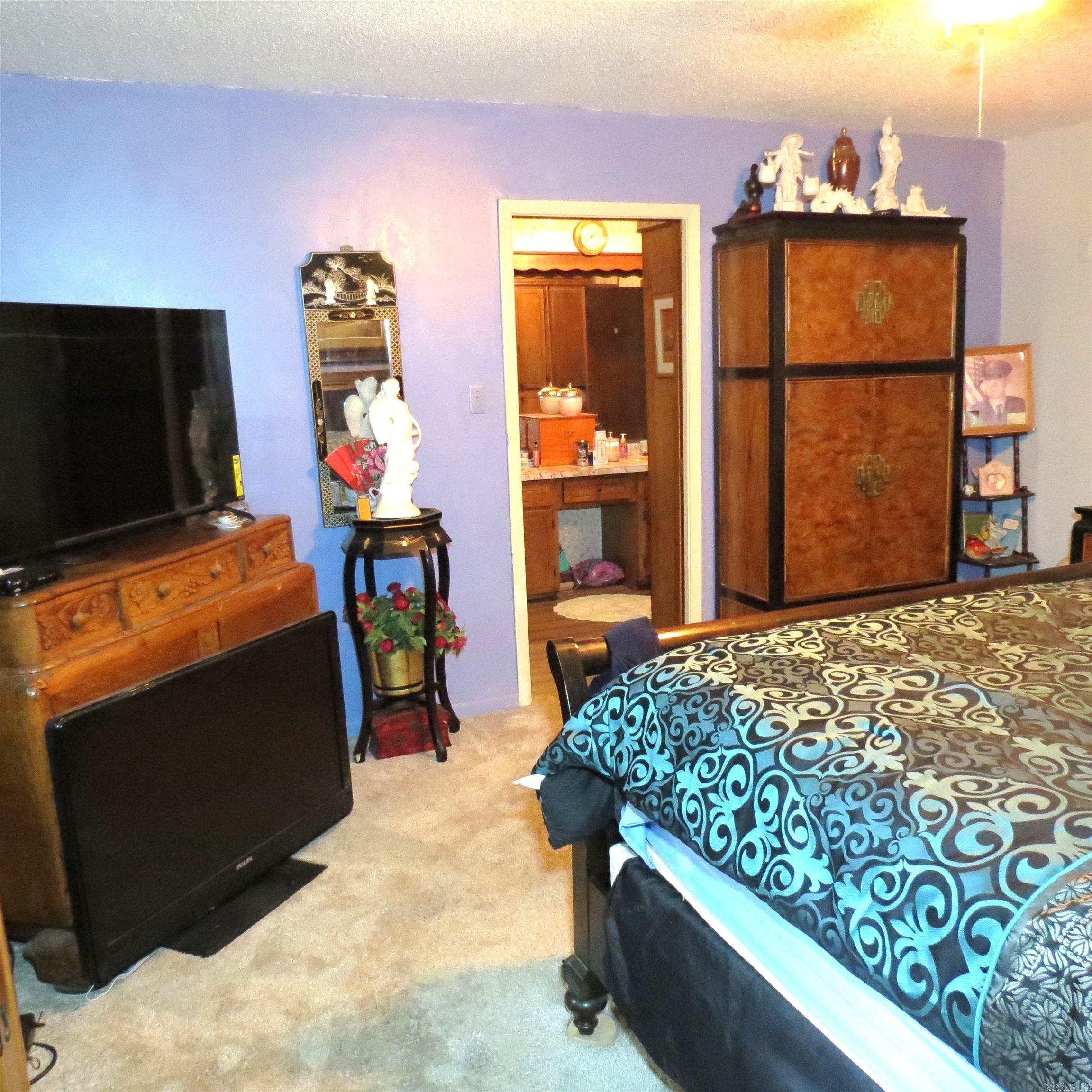 8450 Victoria Drive Property Photo 29