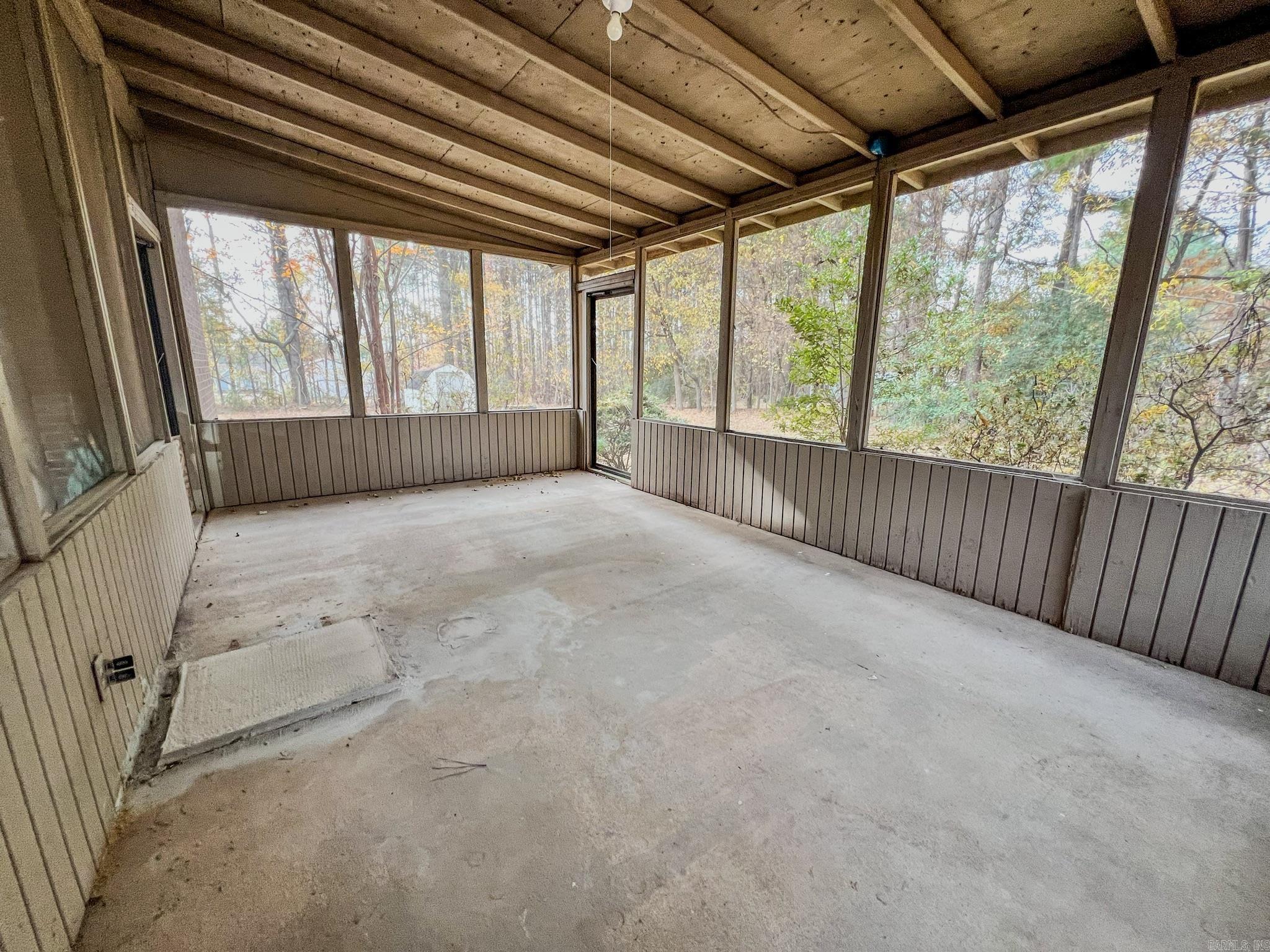 170 County Road 409 Property Photo 17