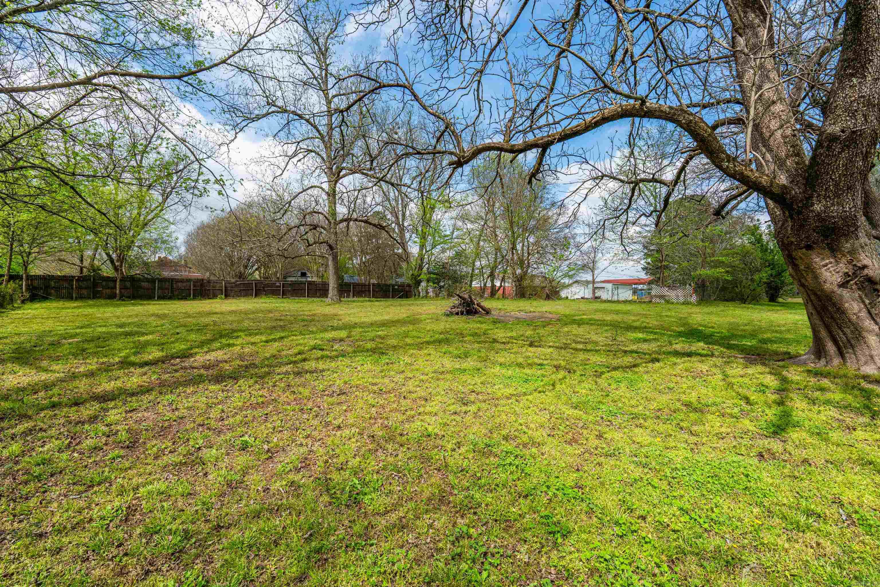 718 Baker Street Property Photo 25