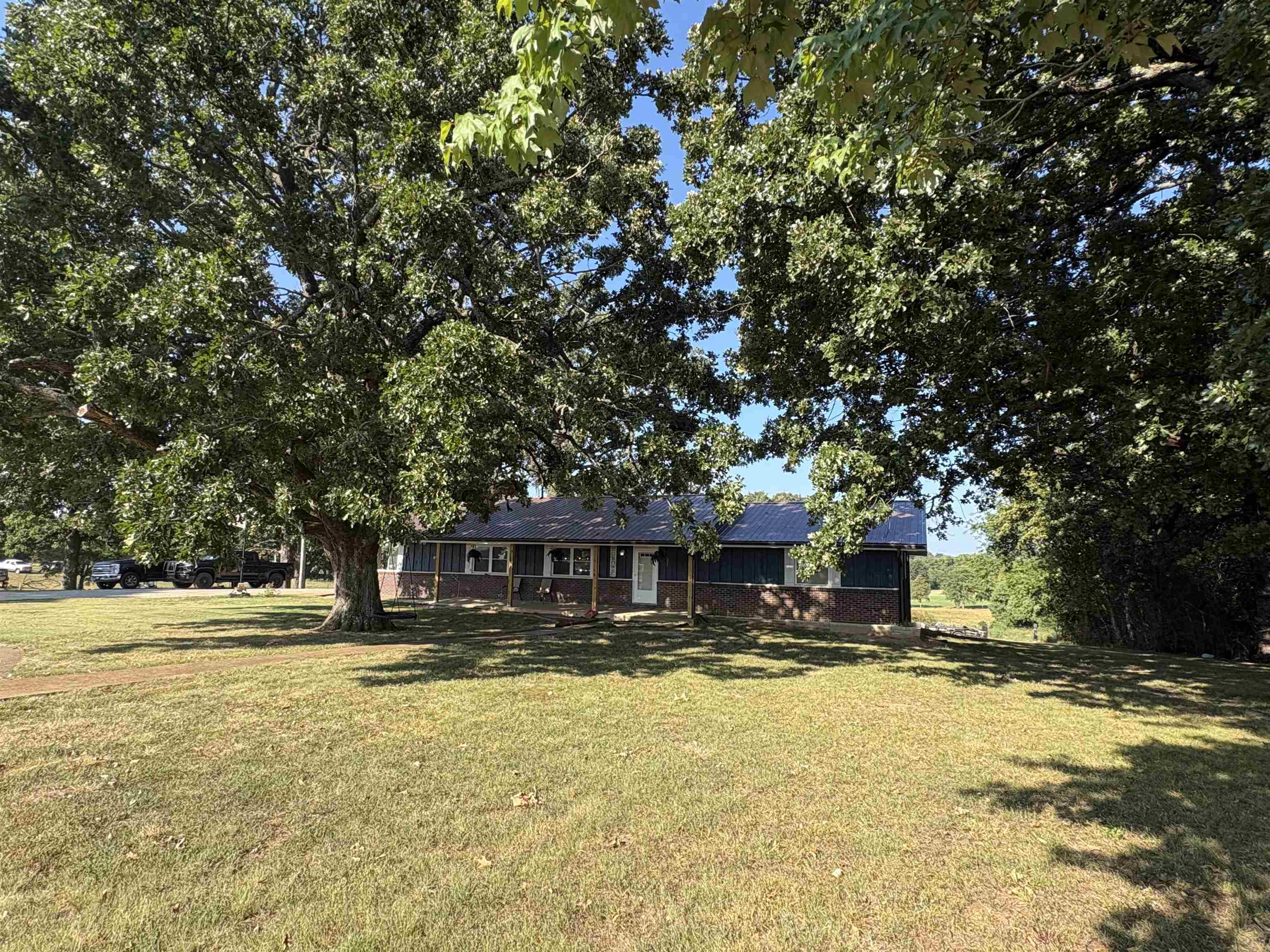 621 Hwy 62 W Property Photo 1