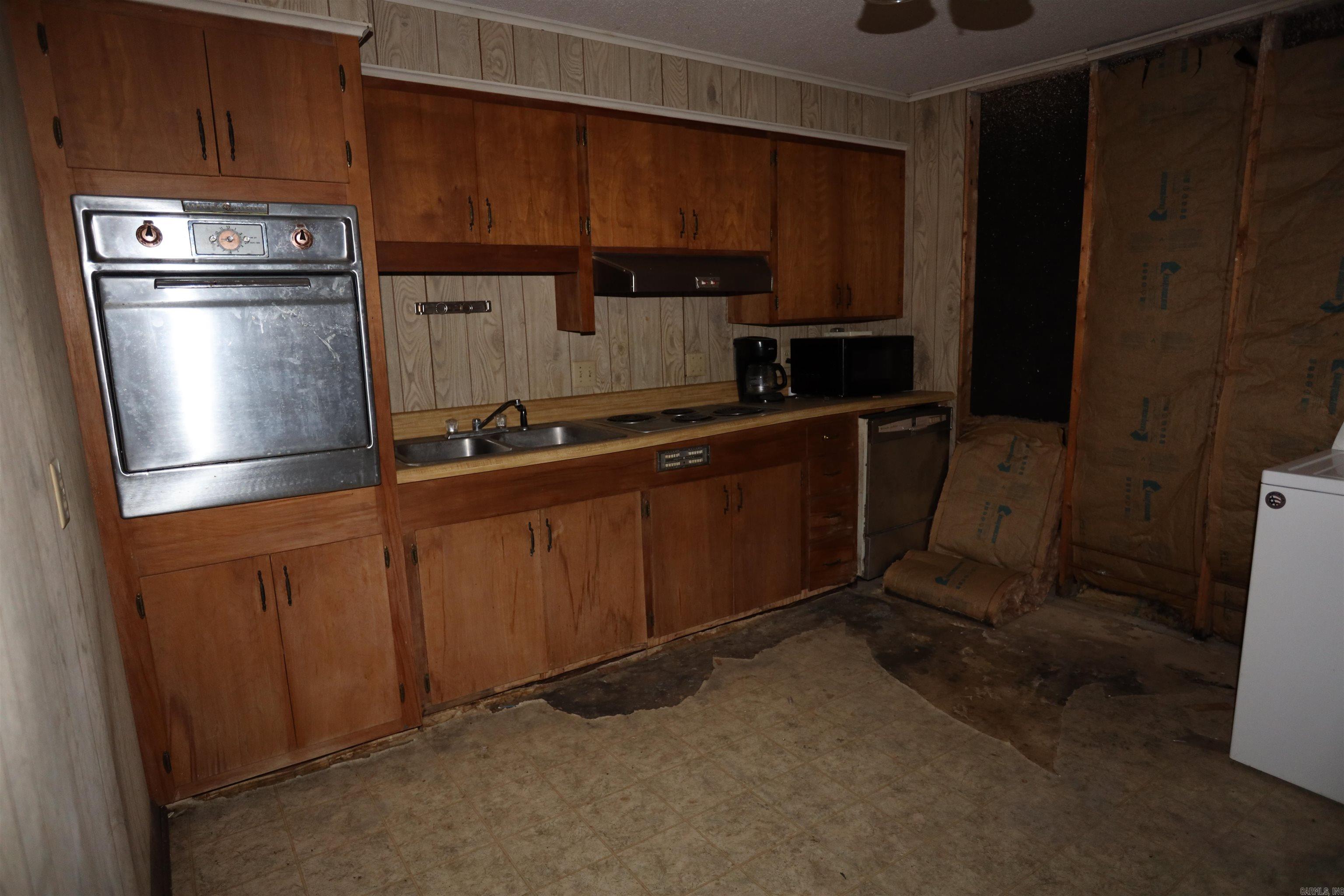 1536 Hwy 79 Property Photo 12