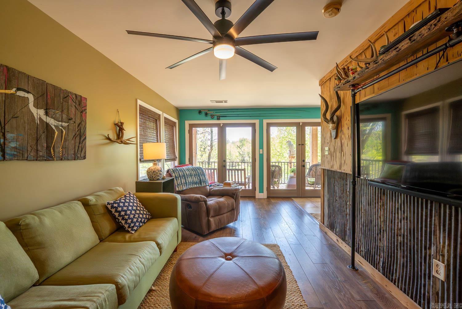 141 Long Island Trail Property Photo 23