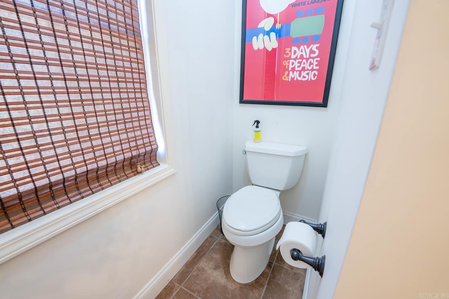 141 Long Island Trail Property Photo 32