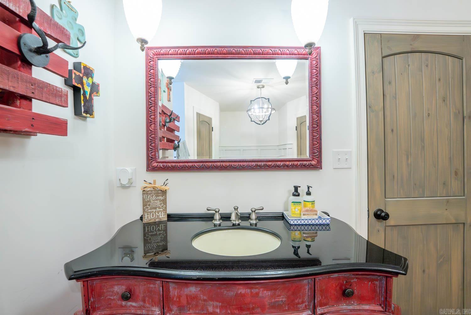 141 Long Island Trail Property Photo 35