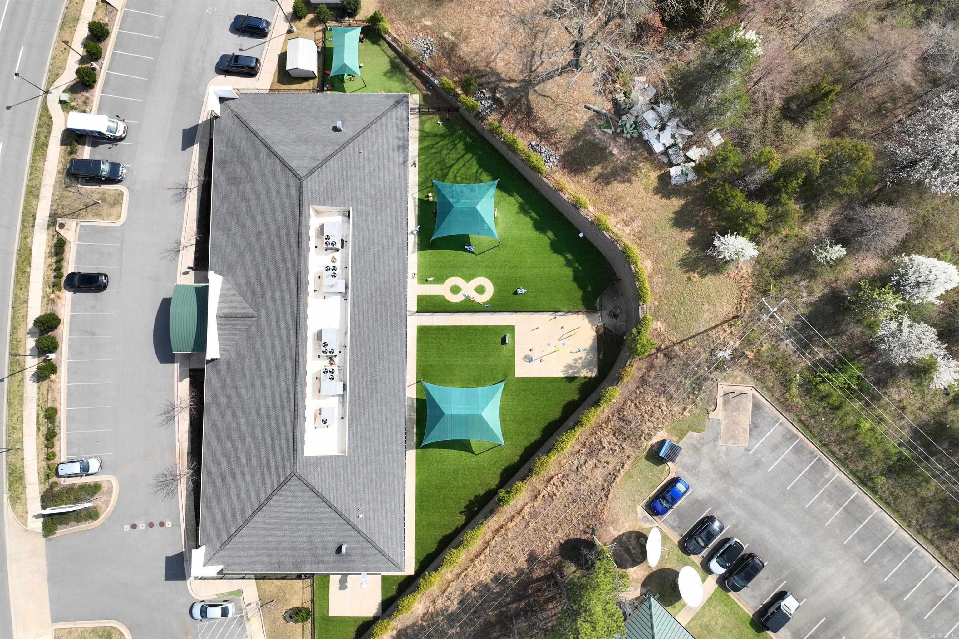 610 Wellington Hills Road Property Photo 1
