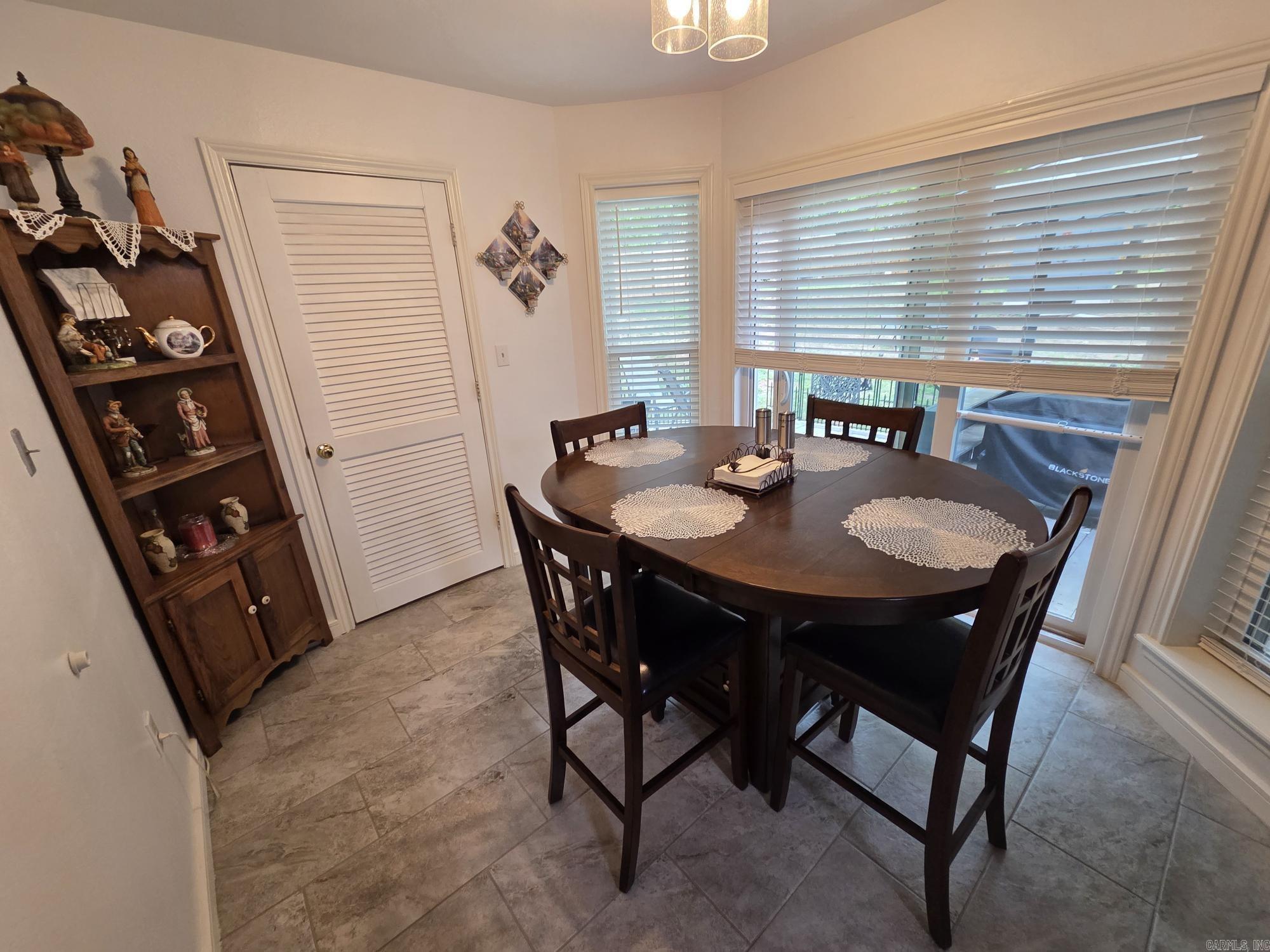 1402 Holmes Road Property Photo 12
